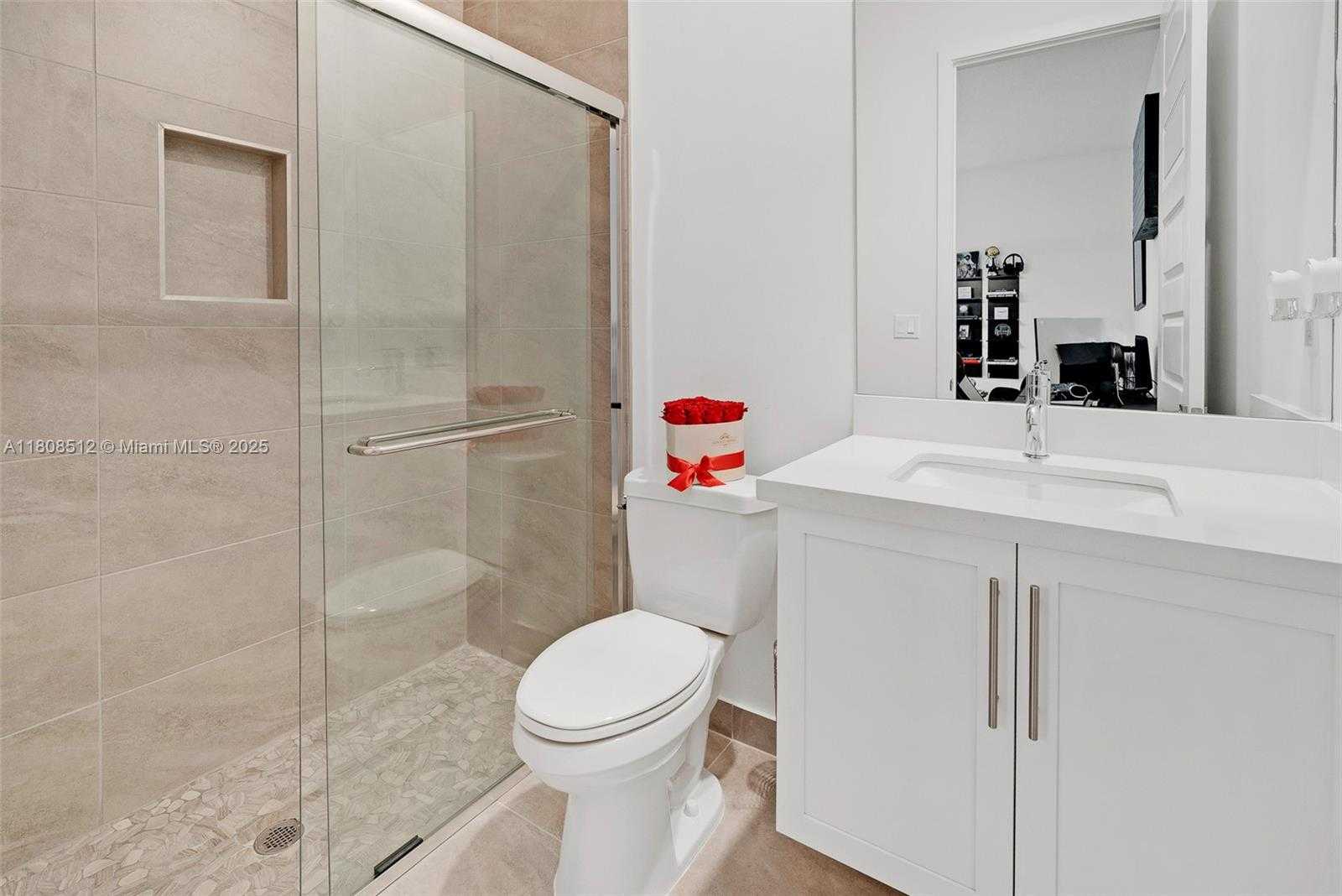 Small Image of 11035 NORTH SIERRA RANCH DR, Davie Number 43