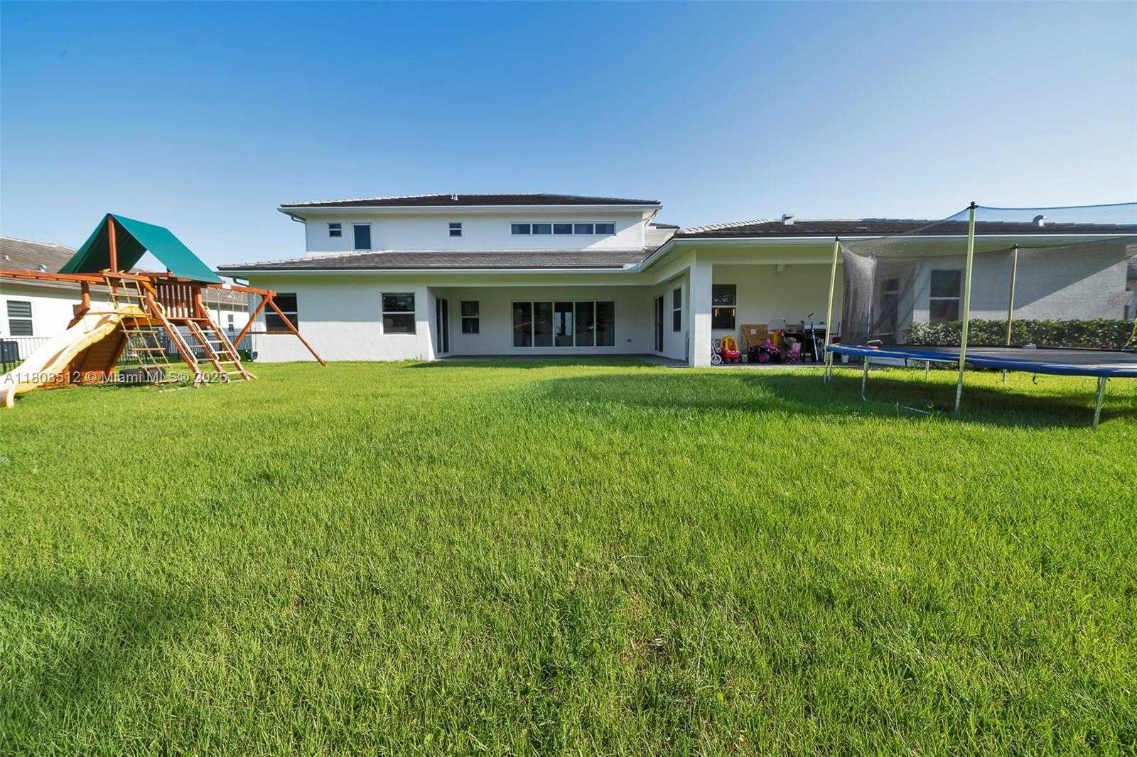 Small Image of 11035 NORTH SIERRA RANCH DR, Davie Number 47
