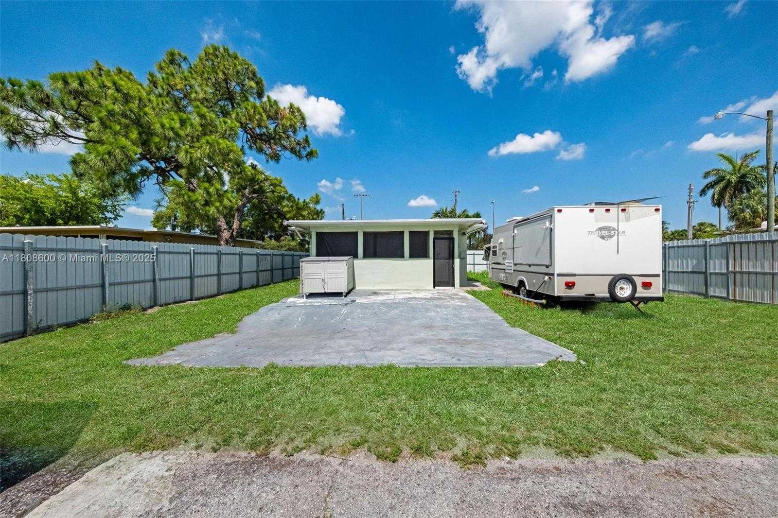 Small Image of 844 NORTH WEST 15TH AVE, Fort Lauderdale Number 21