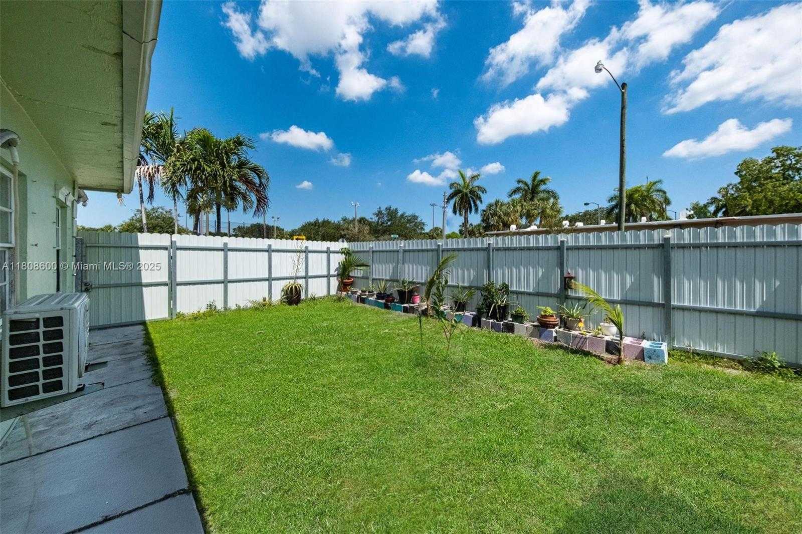 Small Image of 844 NORTH WEST 15TH AVE, Fort Lauderdale Number 23