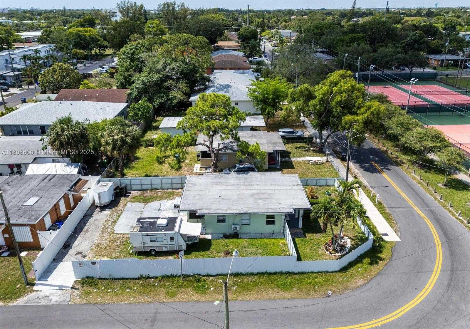 Small Image of 844 NORTH WEST 15TH AVE, Fort Lauderdale Number 27