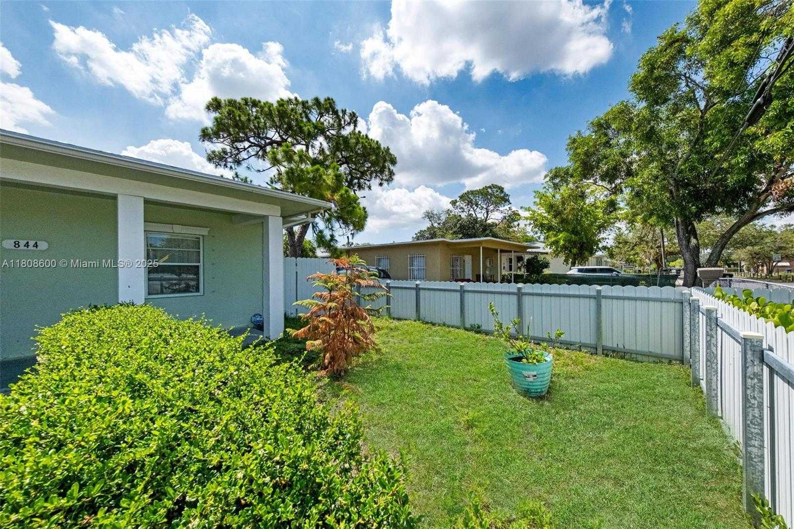 Small Image of 844 NORTH WEST 15TH AVE, Fort Lauderdale Number 6