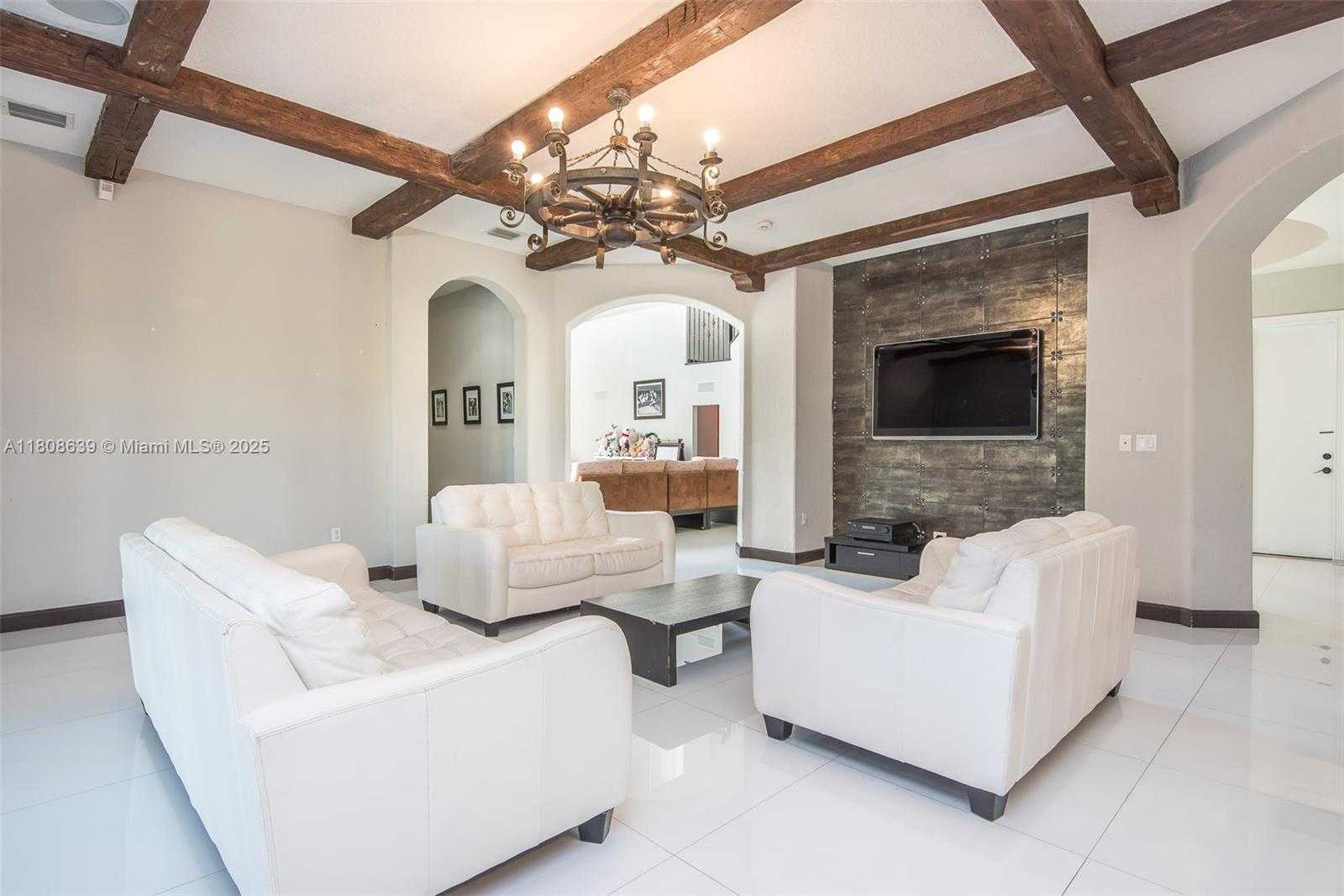 Small Image of 19305 SOUTH WEST 79TH CT, Cutler Bay Number 16