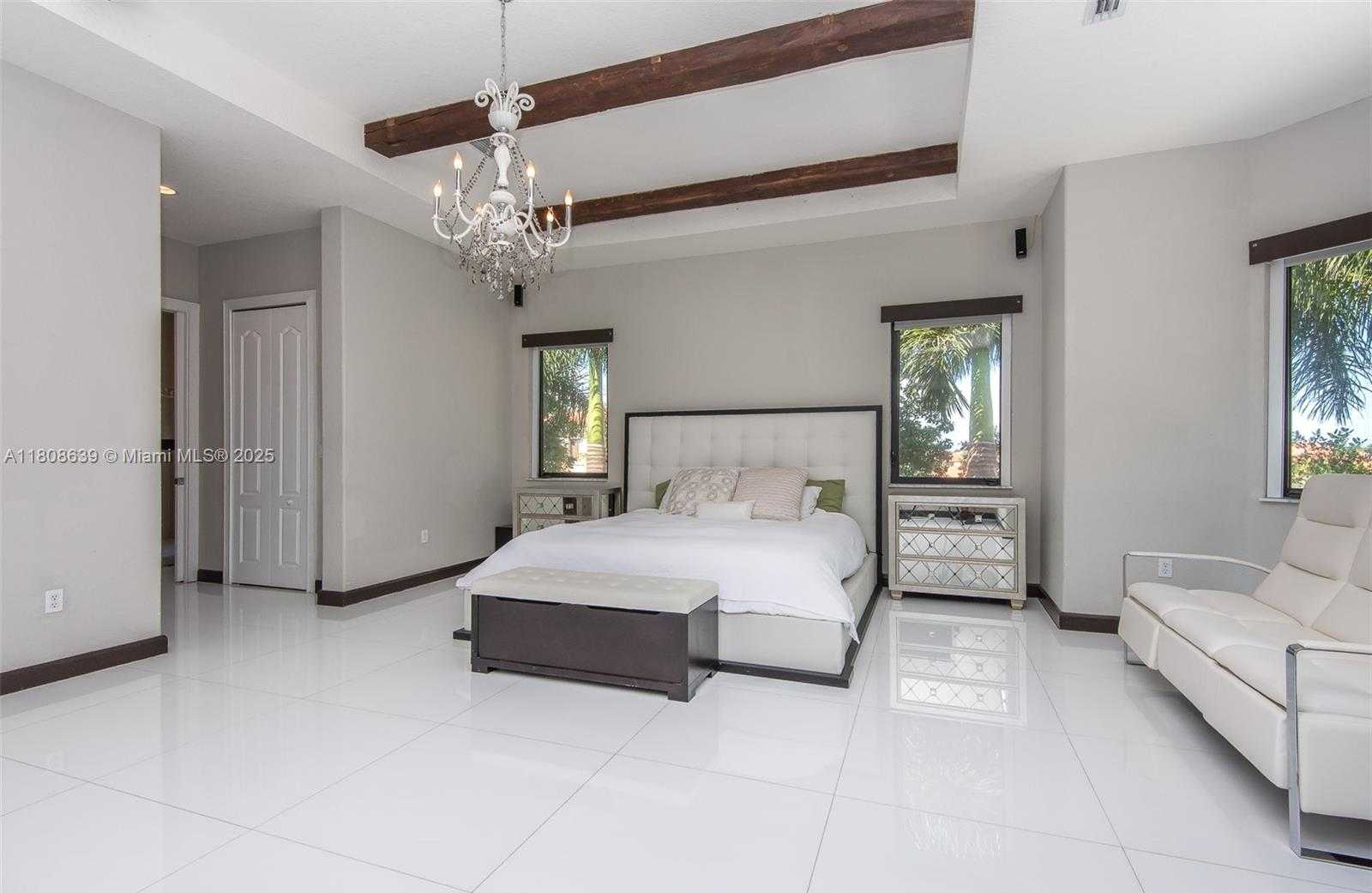 Small Image of 19305 SOUTH WEST 79TH CT, Cutler Bay Number 24