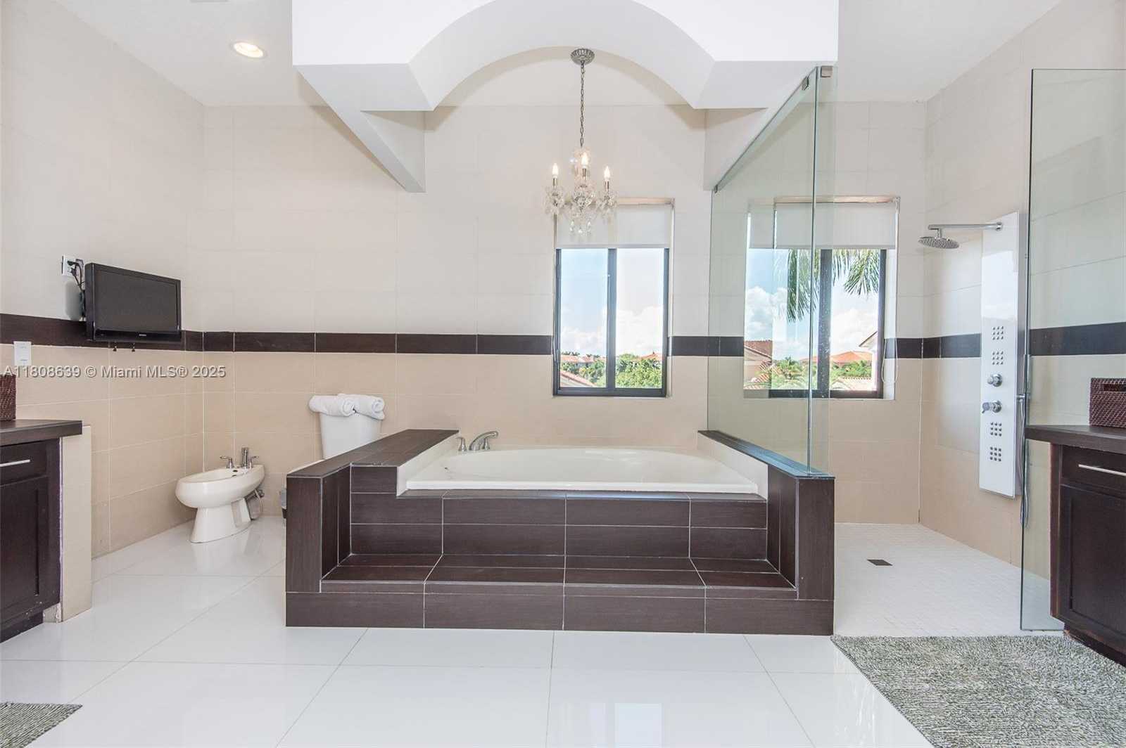 Small Image of 19305 SOUTH WEST 79TH CT, Cutler Bay Number 31