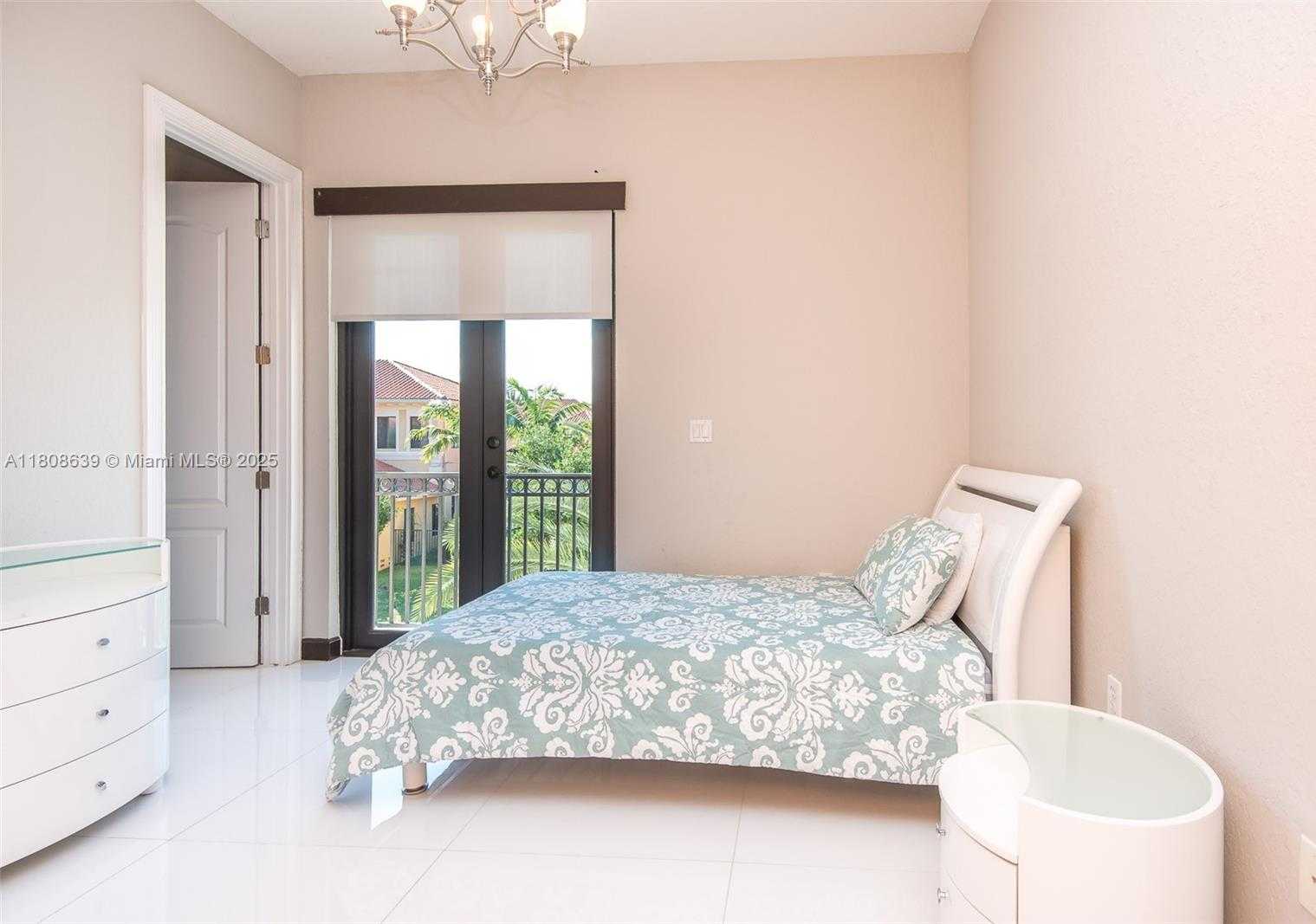 Small Image of 19305 SOUTH WEST 79TH CT, Cutler Bay Number 46