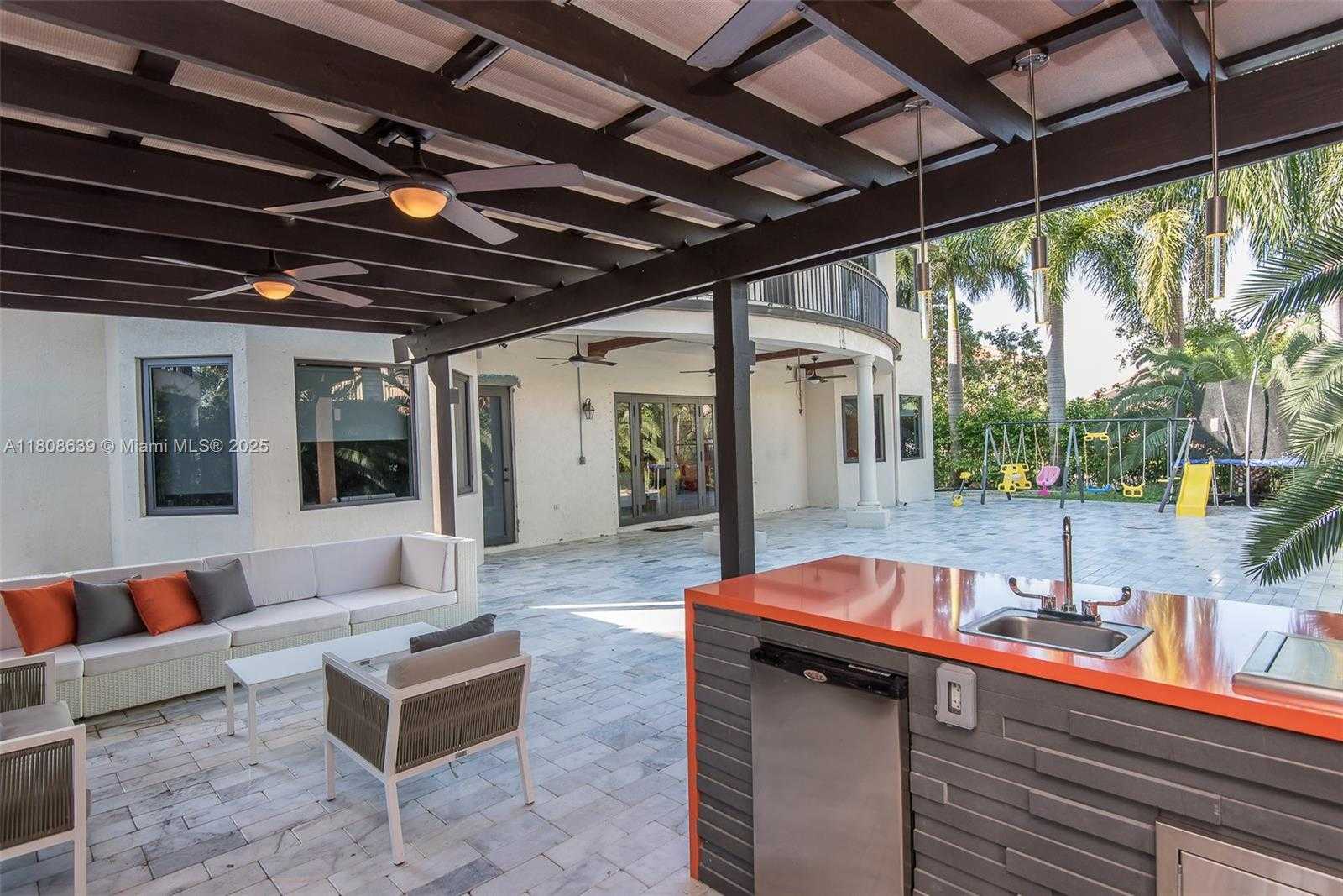 Small Image of 19305 SOUTH WEST 79TH CT, Cutler Bay Number 55