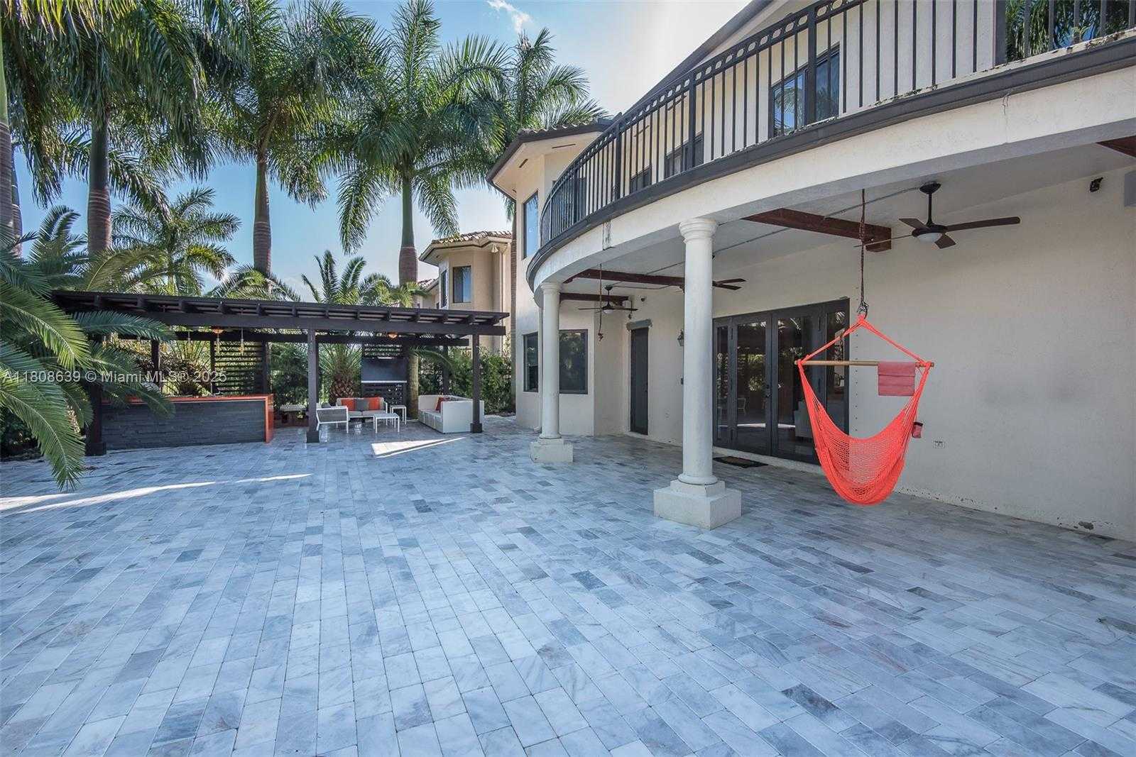 Small Image of 19305 SOUTH WEST 79TH CT, Cutler Bay Number 56
