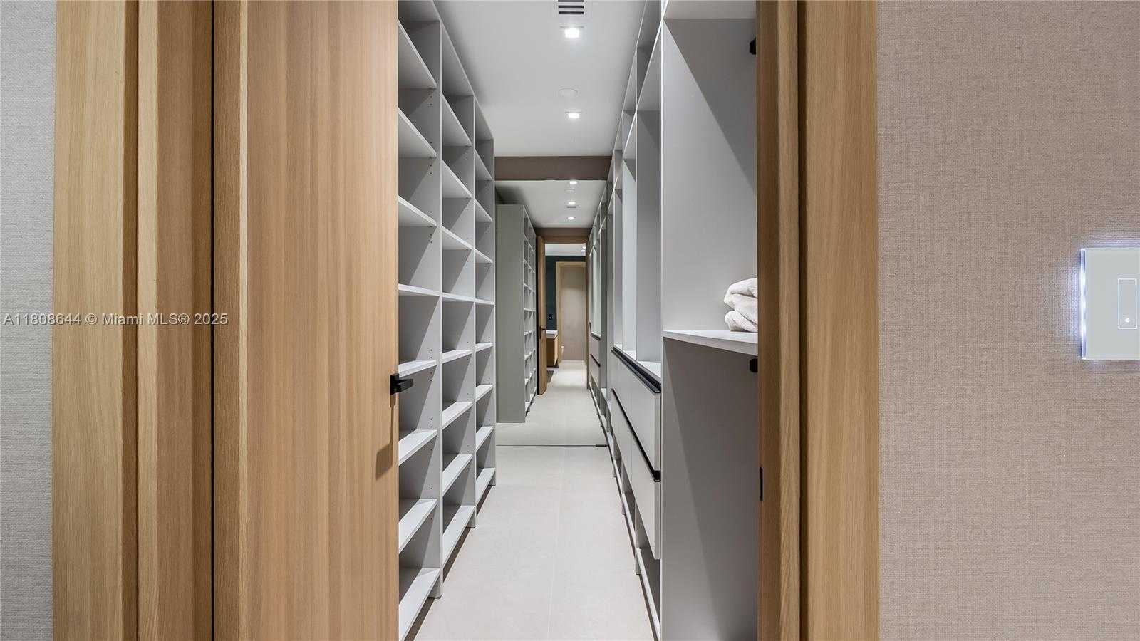 Small Image of 18007 SOUTH WEST 154TH ST, Miami Number 18