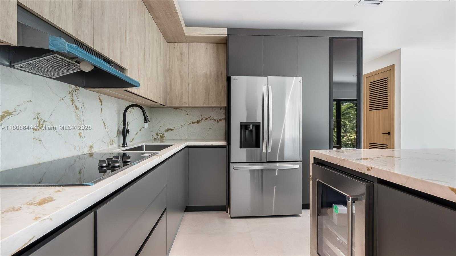 Small Image of 18007 SOUTH WEST 154TH ST, Miami Number 44