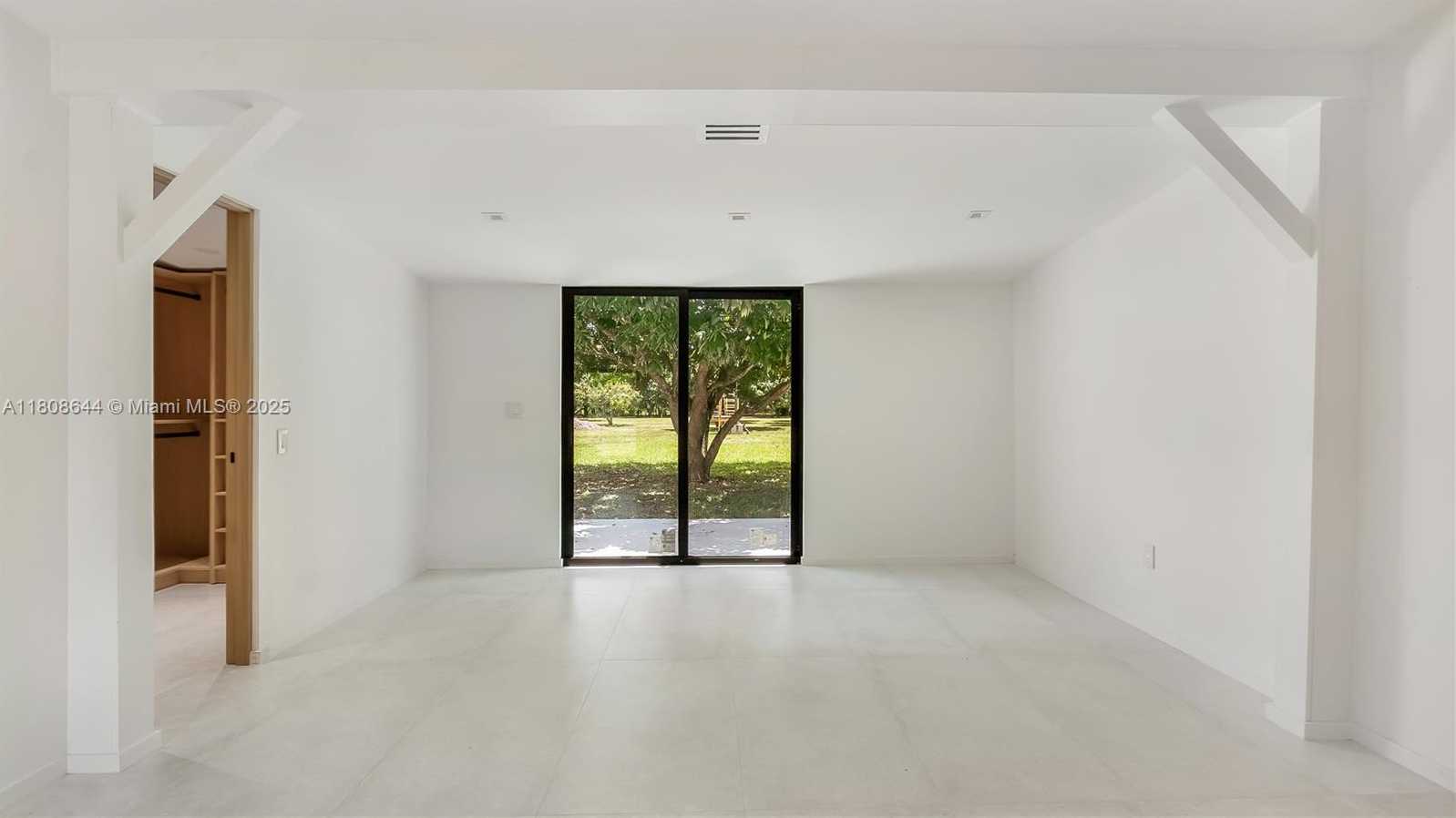 Small Image of 18007 SOUTH WEST 154TH ST, Miami Number 52
