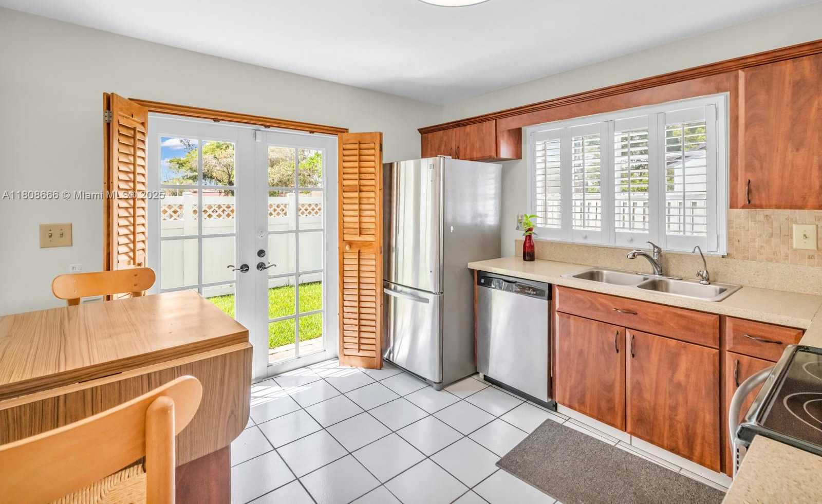 Small Image of 6566 NORTH WEST 197TH LN, Hialeah Number 15