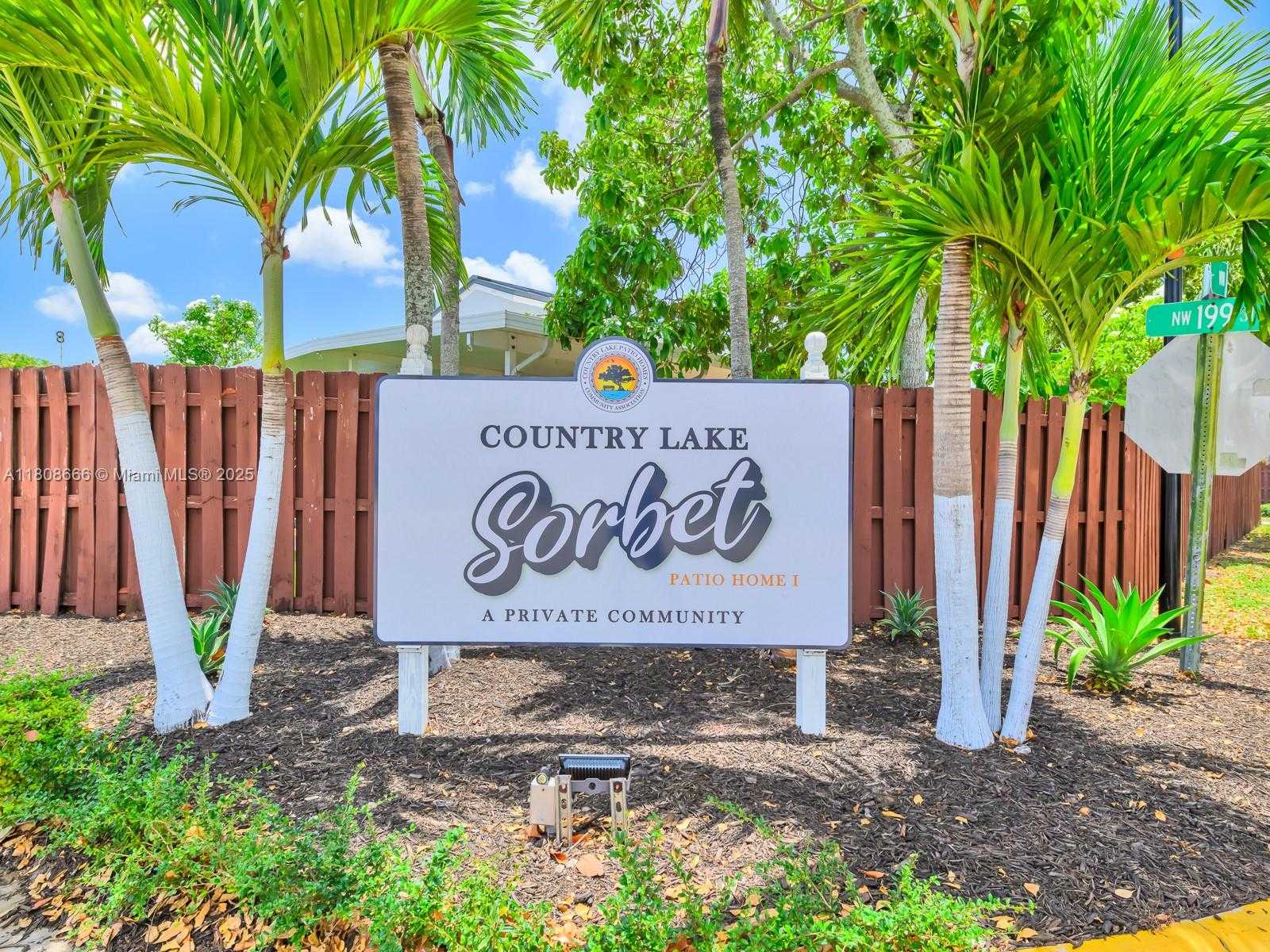 Small Image of 6566 NORTH WEST 197TH LN, Hialeah Number 2