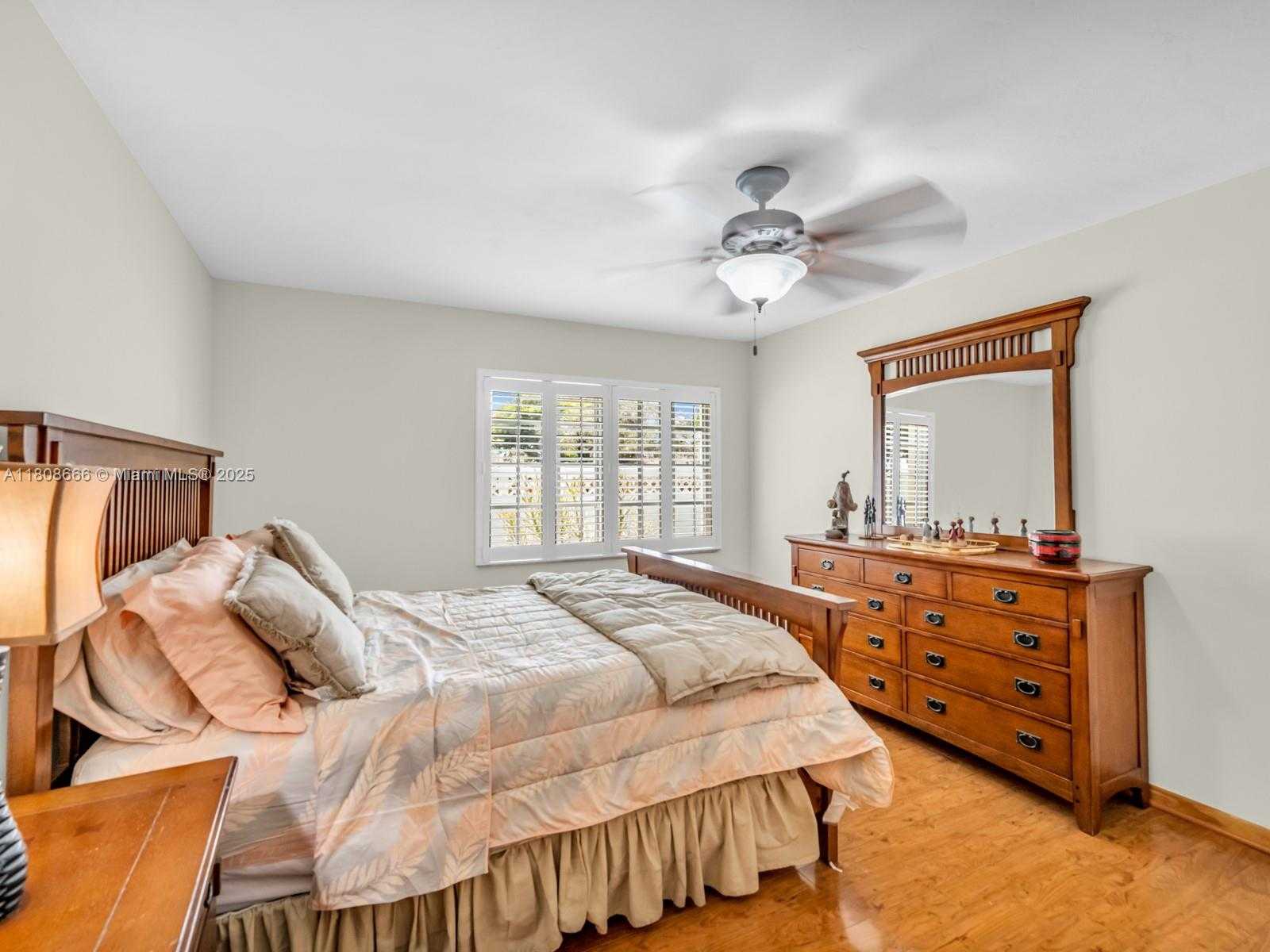 Small Image of 6566 NORTH WEST 197TH LN, Hialeah Number 20