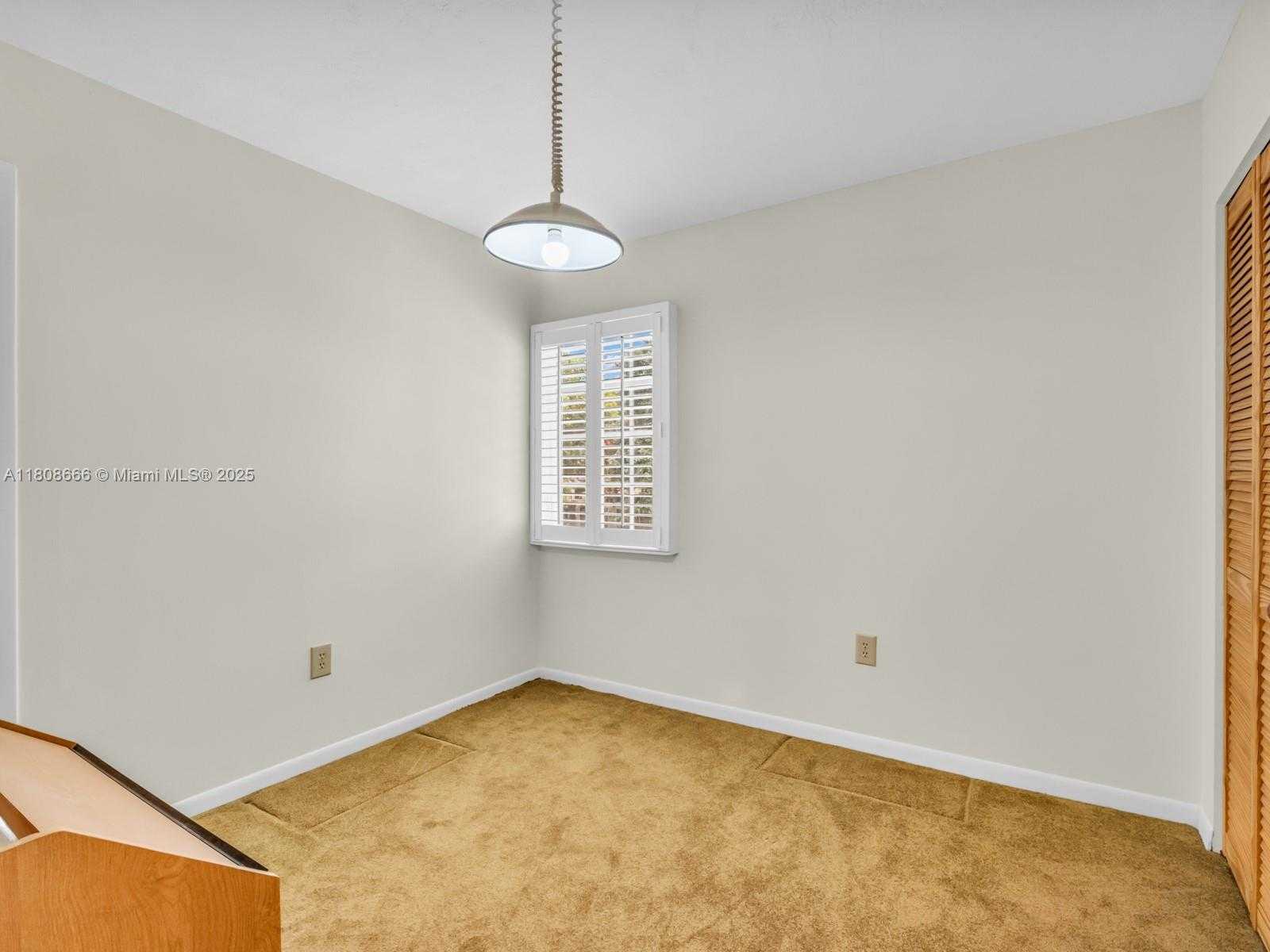 Small Image of 6566 NORTH WEST 197TH LN, Hialeah Number 30