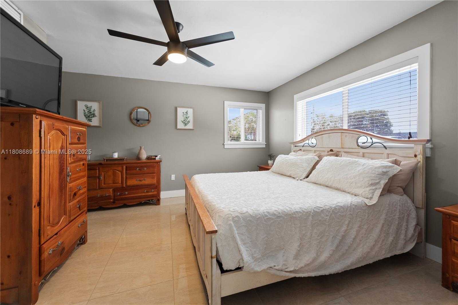 Small Image of 19525 SOUTH WEST 272ND ST, Homestead Number 12