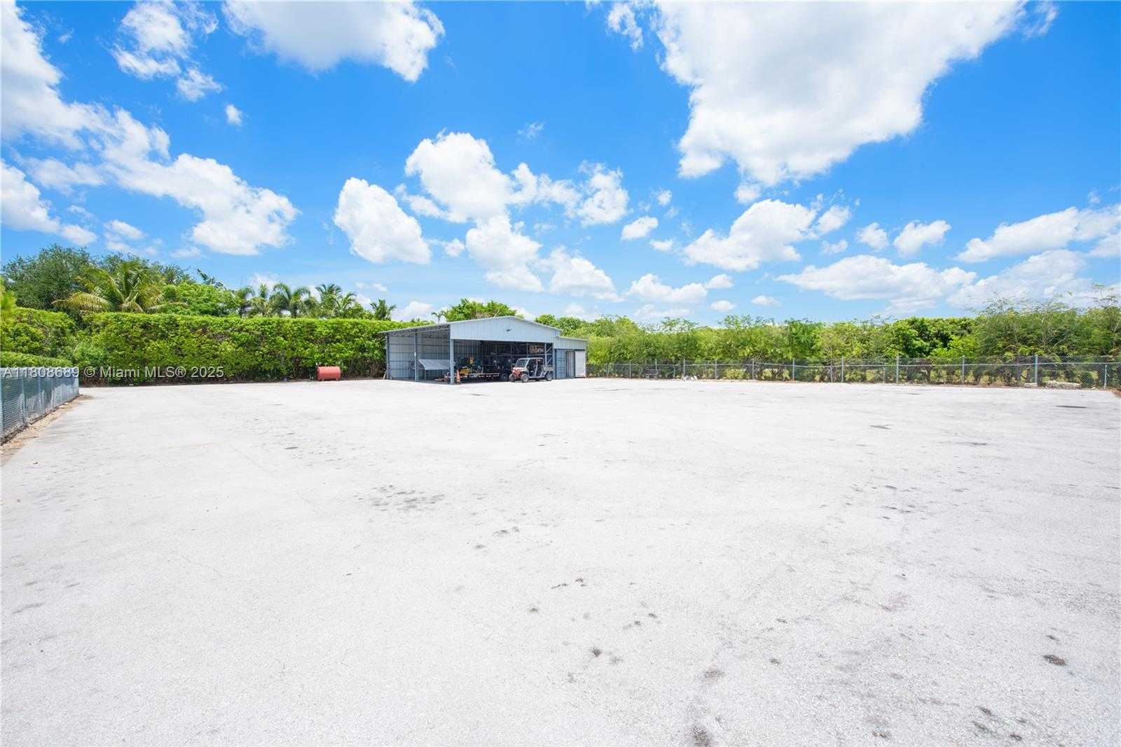 Small Image of 19525 SOUTH WEST 272ND ST, Homestead Number 34