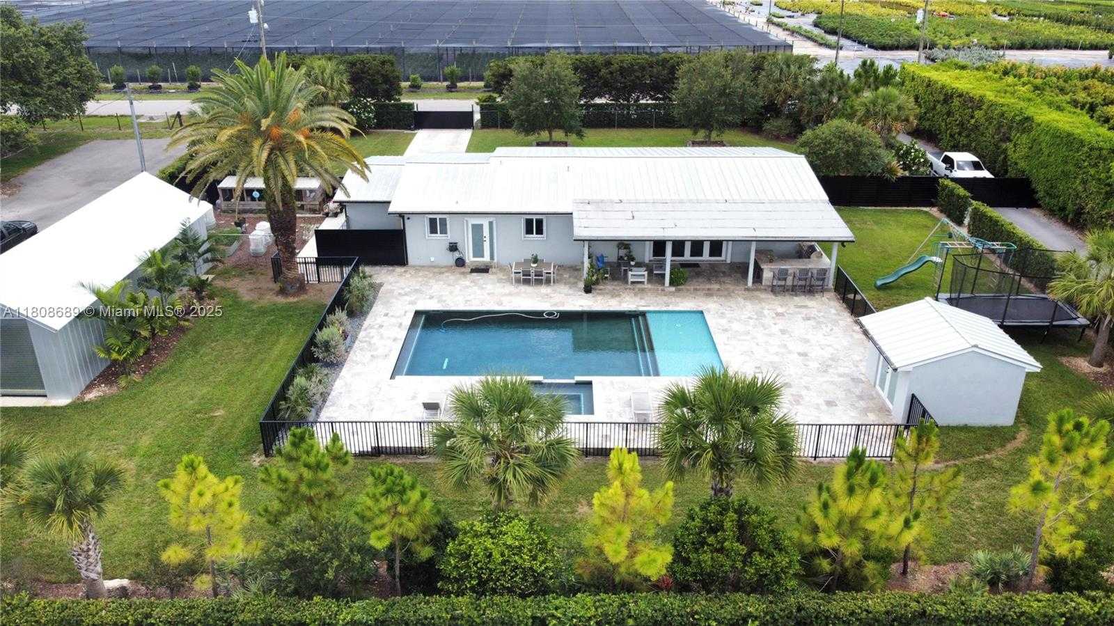 Small Image of 19525 SOUTH WEST 272ND ST, Homestead Number 53