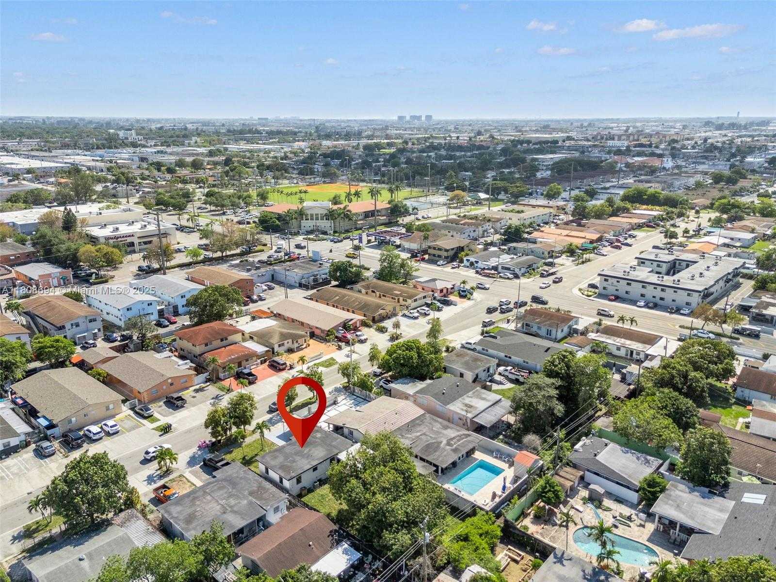 Small Image of 739 WEST 30TH ST, Hialeah Number 27