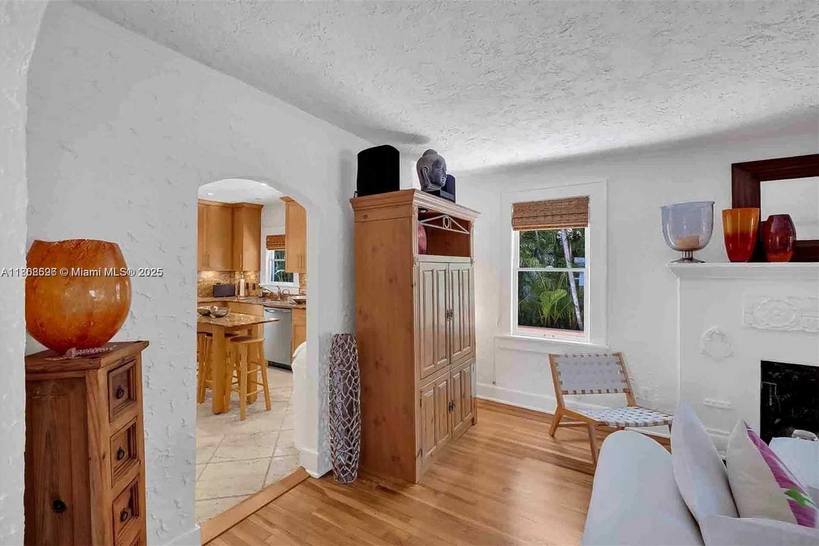 Small Image of 136 NORTH EAST 101ST ST, Miami Shores Number 20