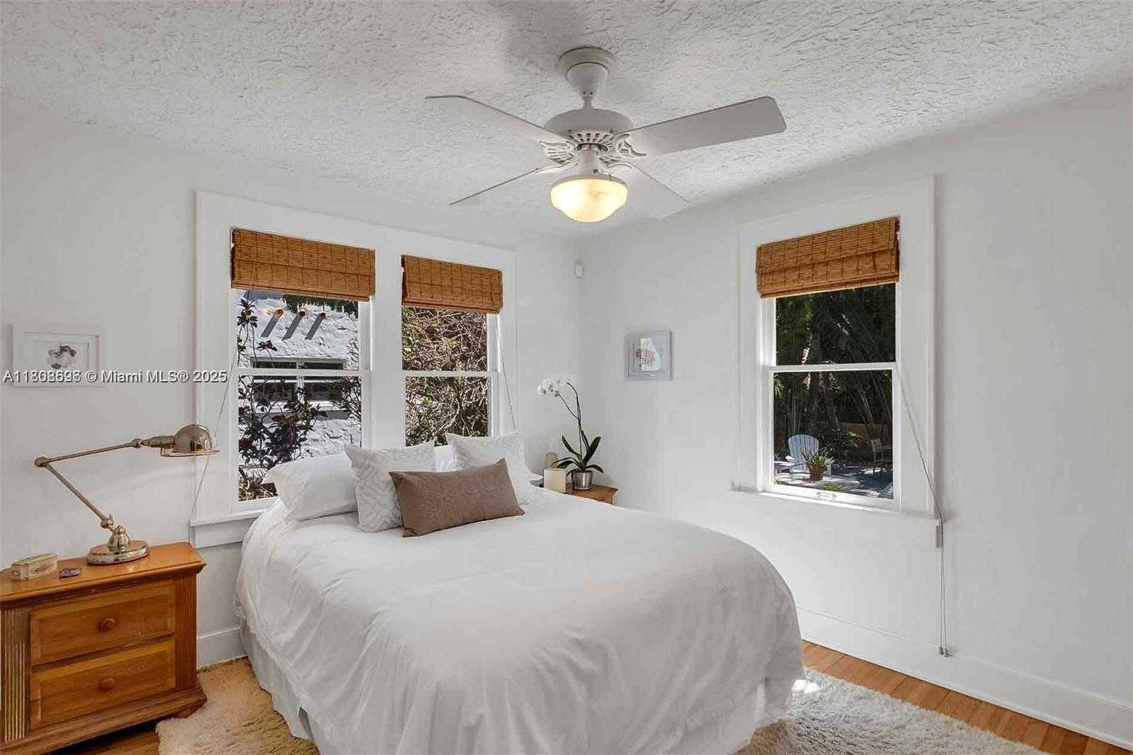 Small Image of 136 NORTH EAST 101ST ST, Miami Shores Number 29