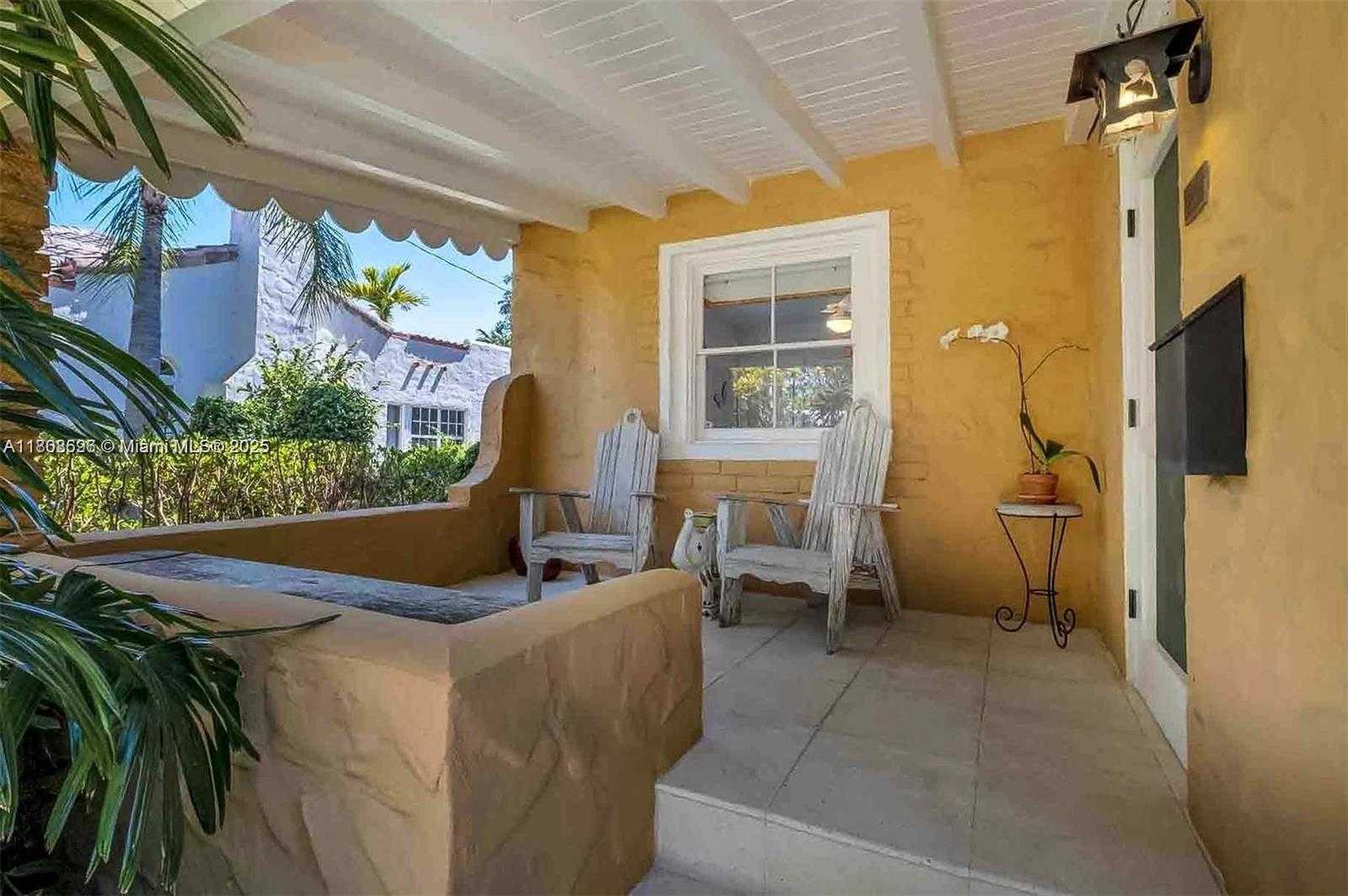 Small Image of 136 NORTH EAST 101ST ST, Miami Shores Number 3