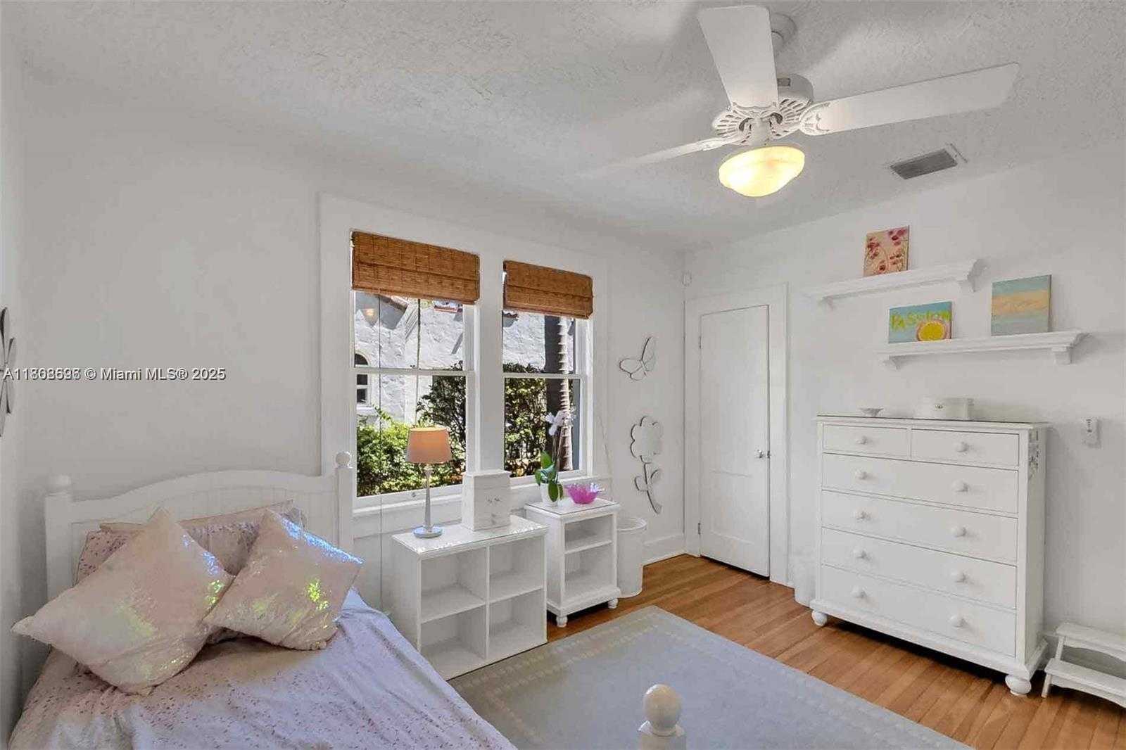 Small Image of 136 NORTH EAST 101ST ST, Miami Shores Number 34