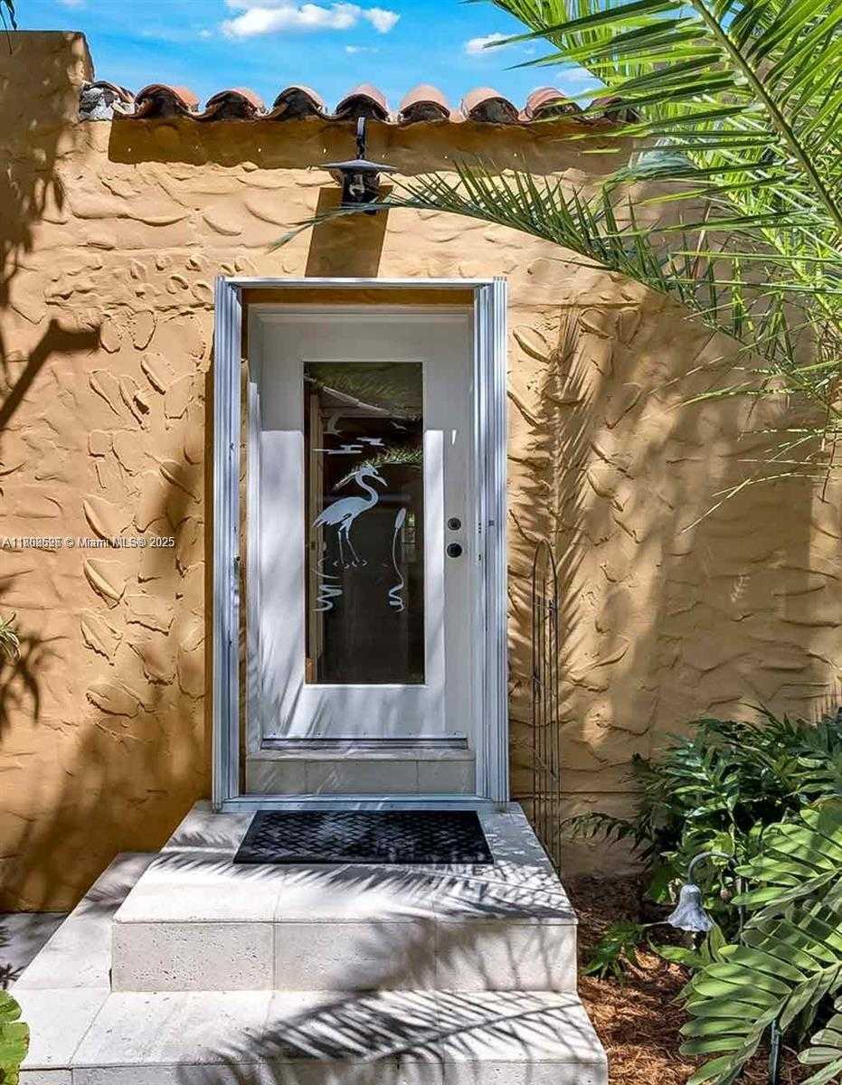 Small Image of 136 NORTH EAST 101ST ST, Miami Shores Number 41