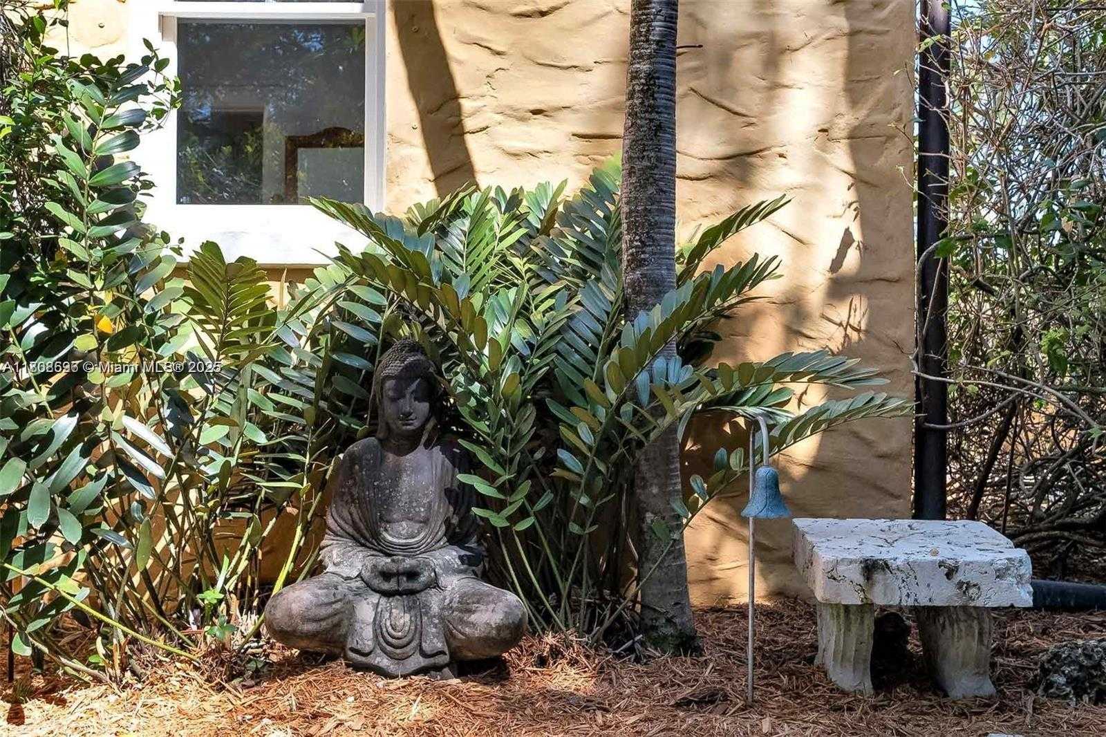 Small Image of 136 NORTH EAST 101ST ST, Miami Shores Number 45