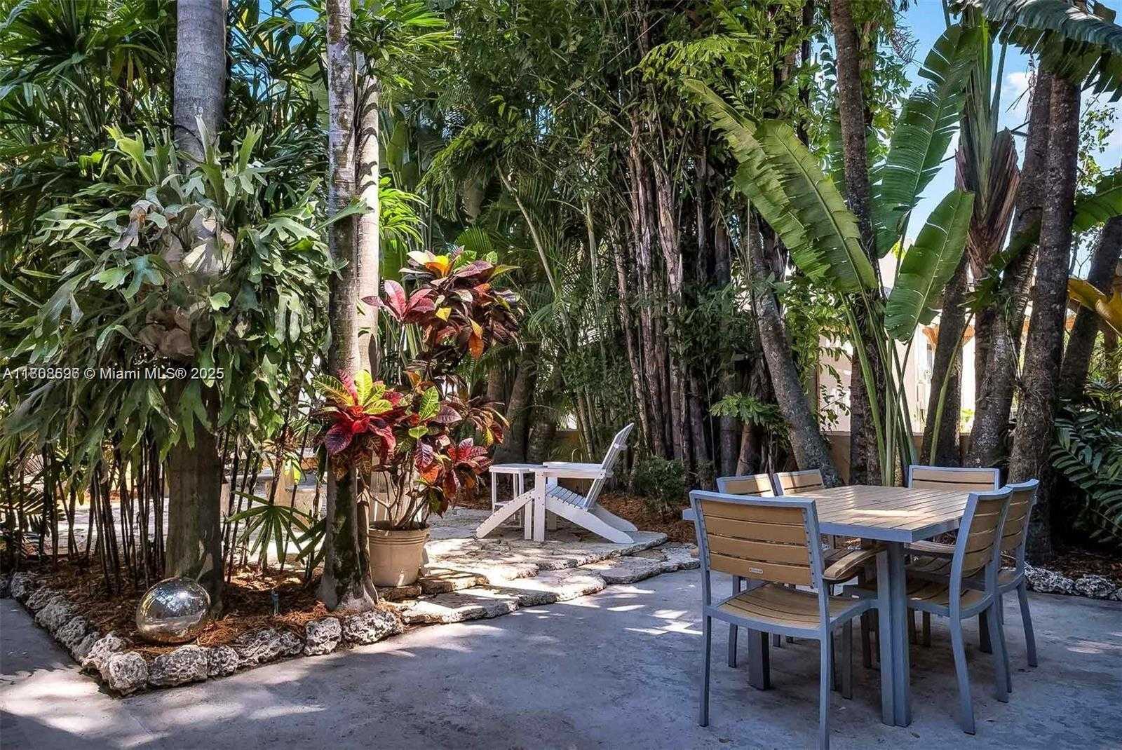 Small Image of 136 NORTH EAST 101ST ST, Miami Shores Number 46