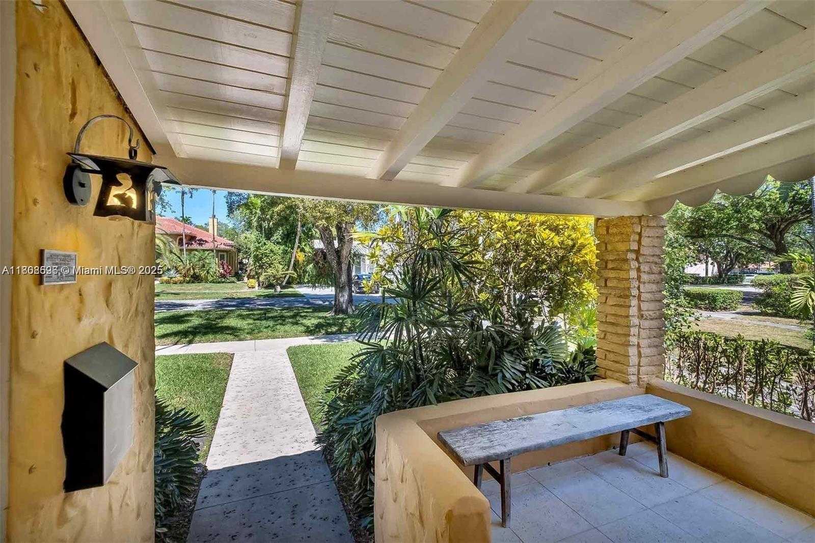 Small Image of 136 NORTH EAST 101ST ST, Miami Shores Number 5