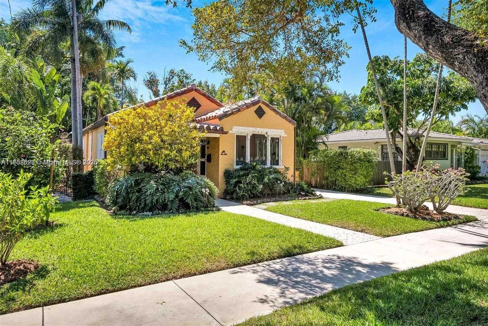 Small Image of 136 NORTH EAST 101ST ST, Miami Shores Number 9