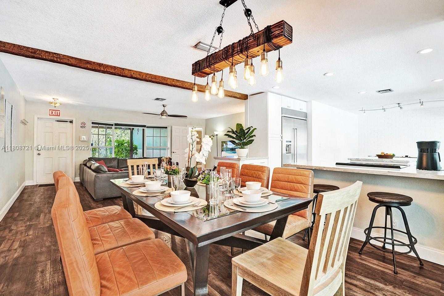 Small Image of 1245 WILEY ST, Hollywood Number 10