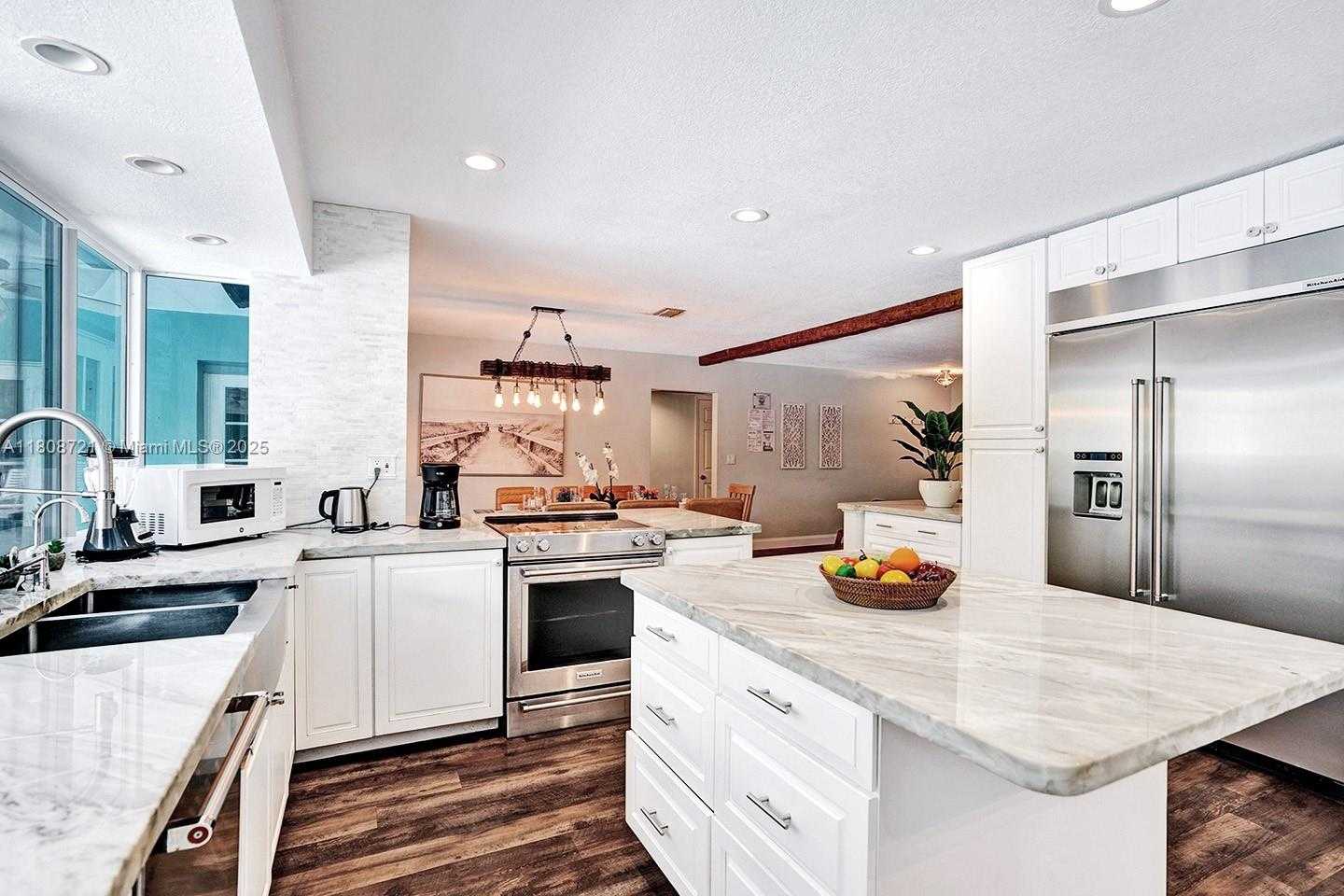 Small Image of 1245 WILEY ST, Hollywood Number 16