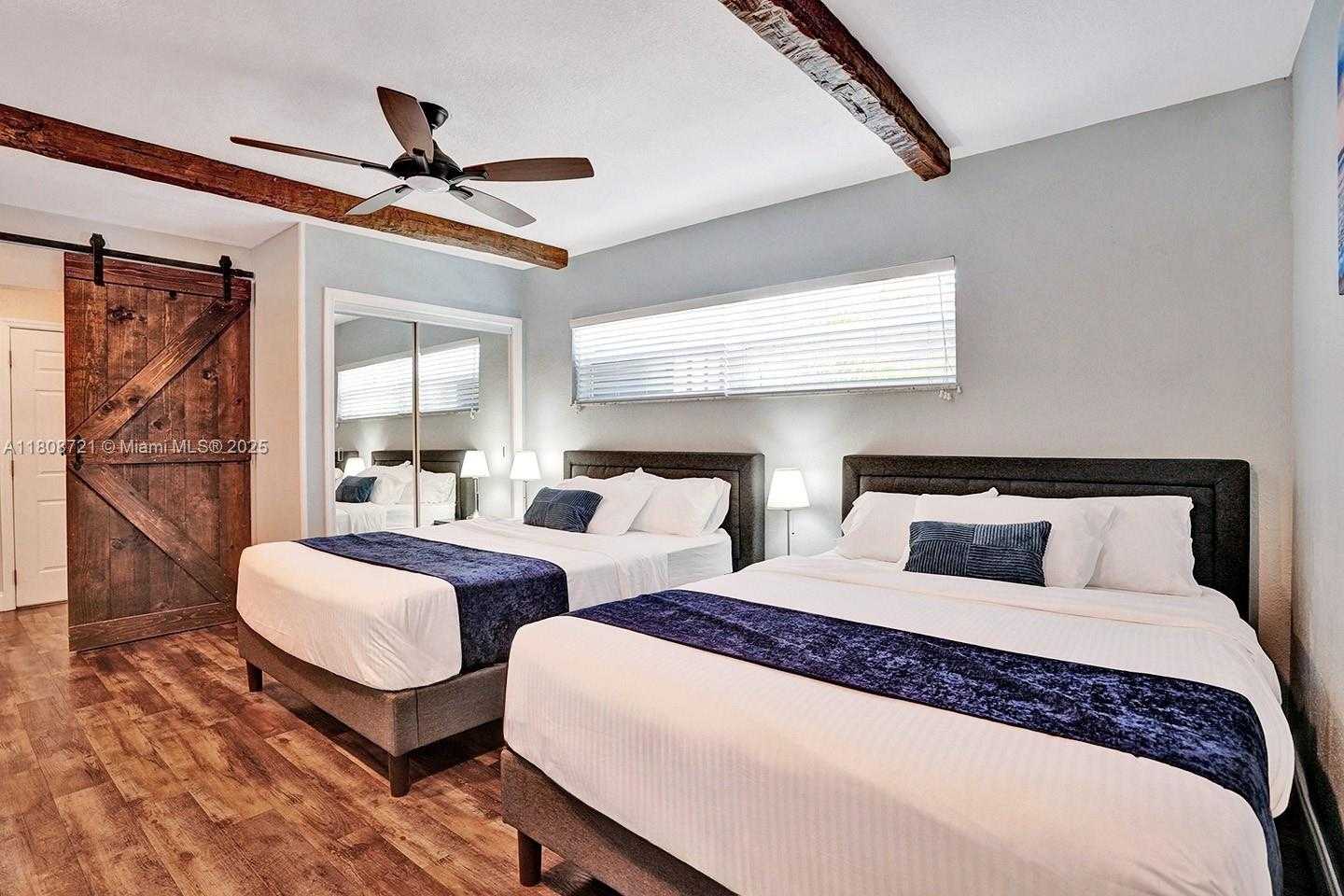 Small Image of 1245 WILEY ST, Hollywood Number 20