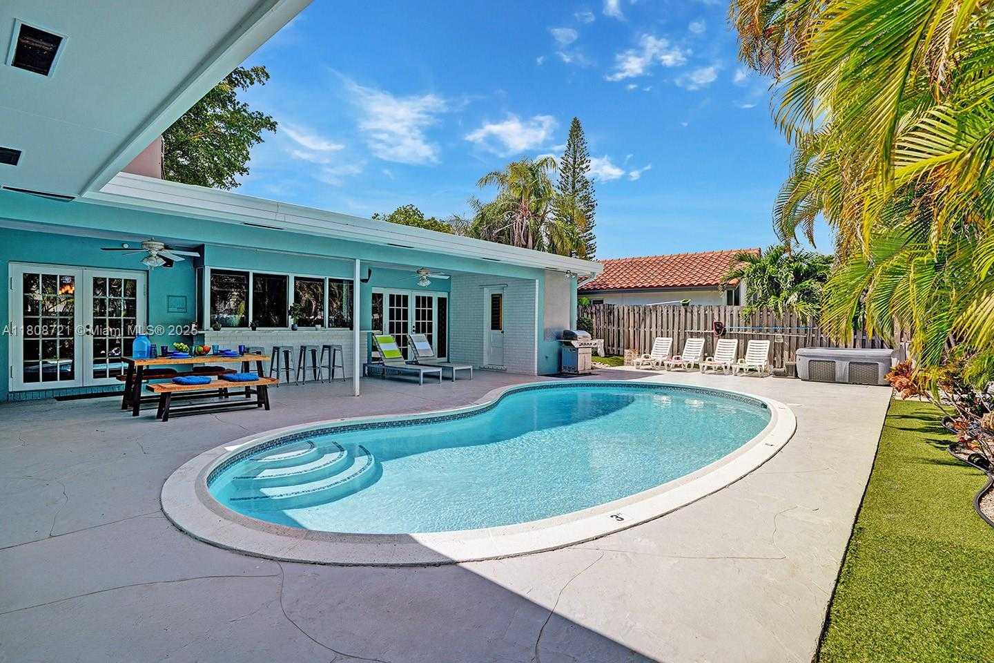 Small Image of 1245 WILEY ST, Hollywood Number 34