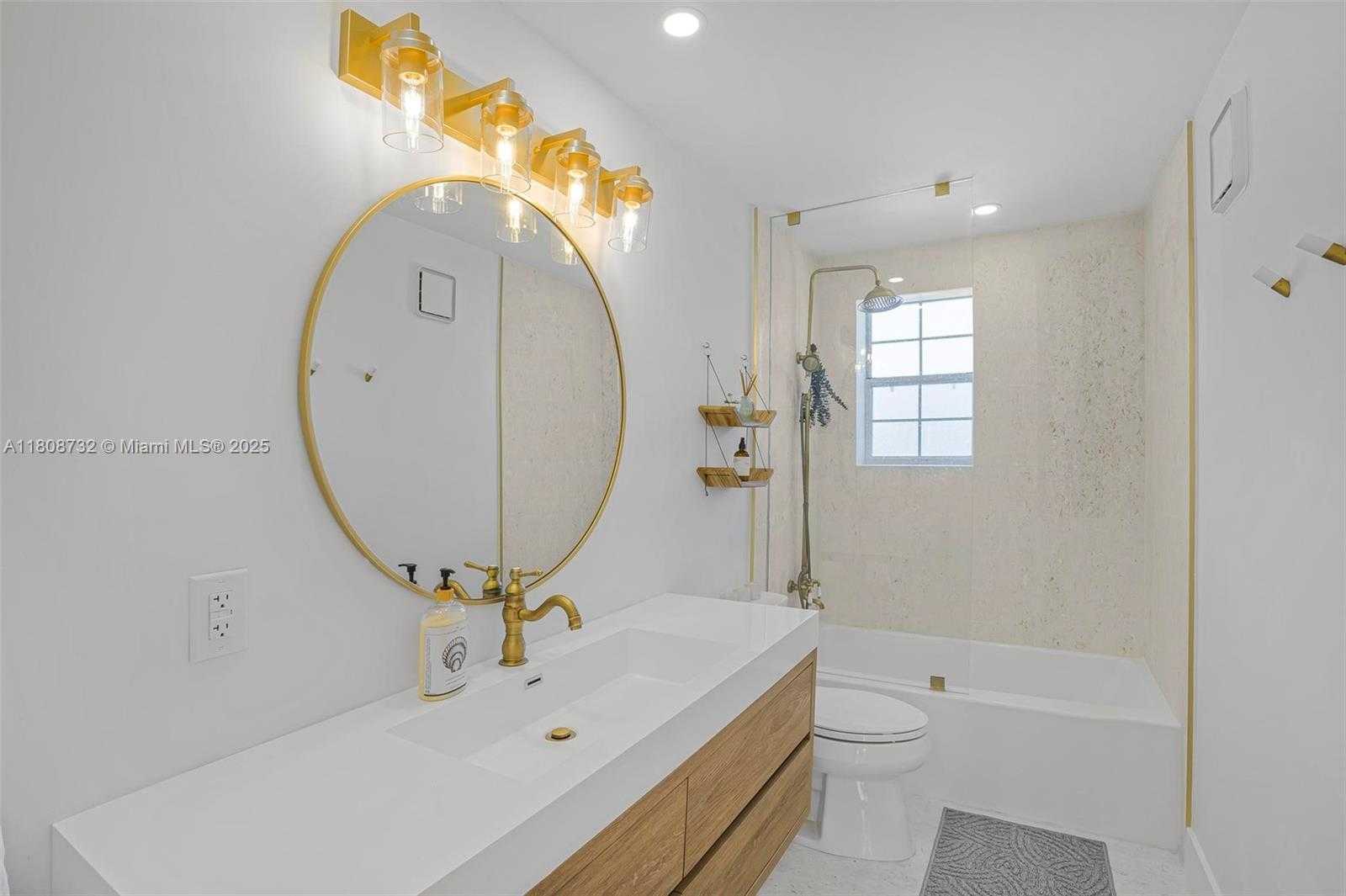 Small Image of 41 MUTINY PL, Key Largo Number 25