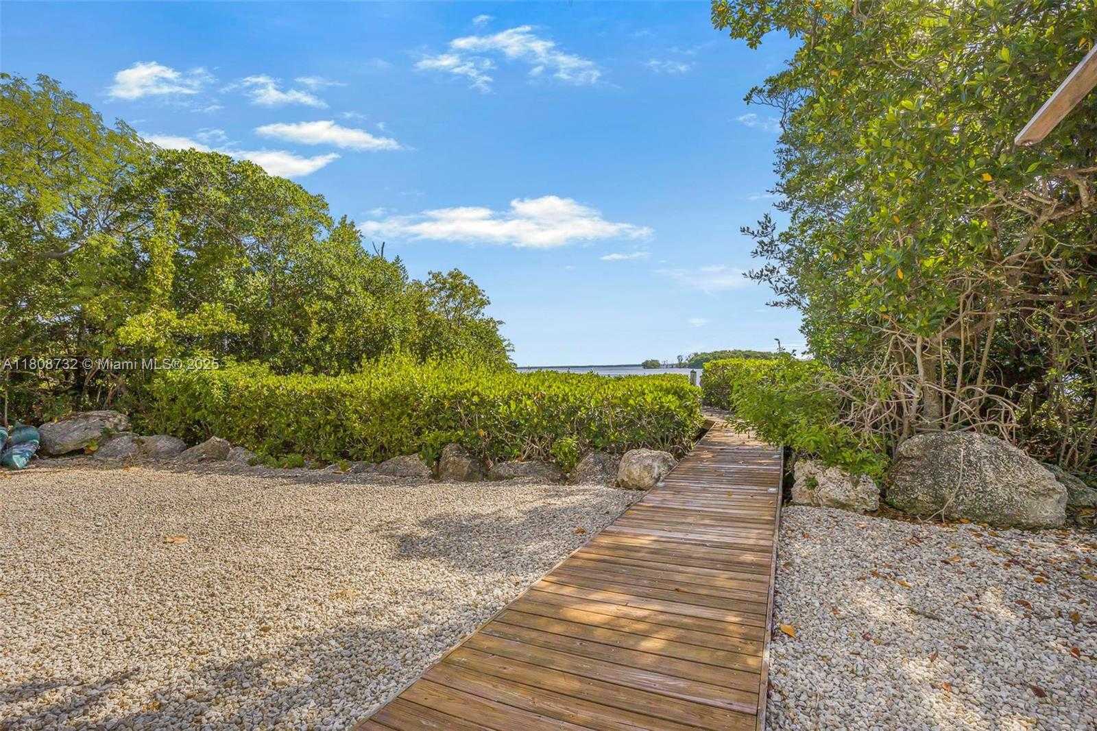 Small Image of 41 MUTINY PL, Key Largo Number 45