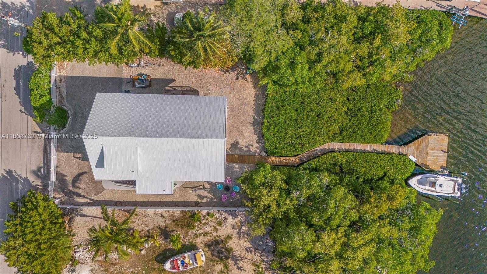 Small Image of 41 MUTINY PL, Key Largo Number 57