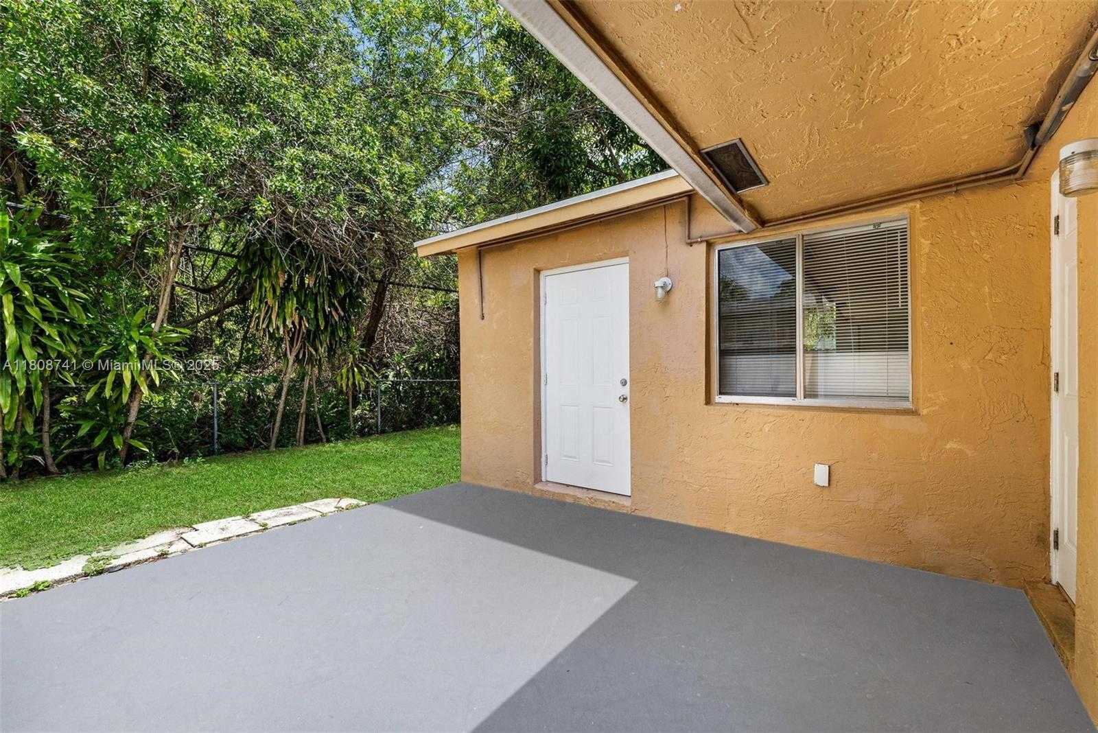 Small Image of 22123 SW 62nd Ct, Boca Raton, FL 33428, USA Number 22