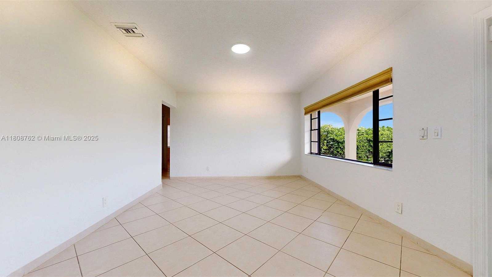 Small Image of 275 WEST 63RD ST, Hialeah Number 10
