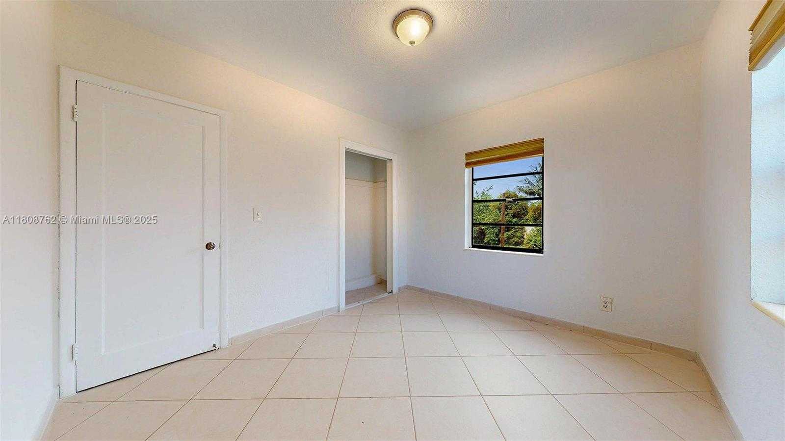 Small Image of 275 WEST 63RD ST, Hialeah Number 19