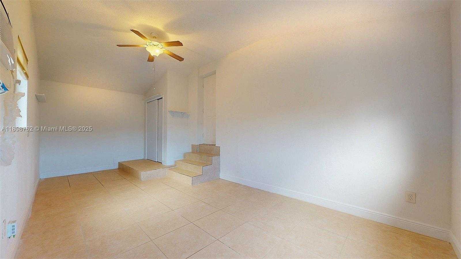 Small Image of 275 WEST 63RD ST, Hialeah Number 21