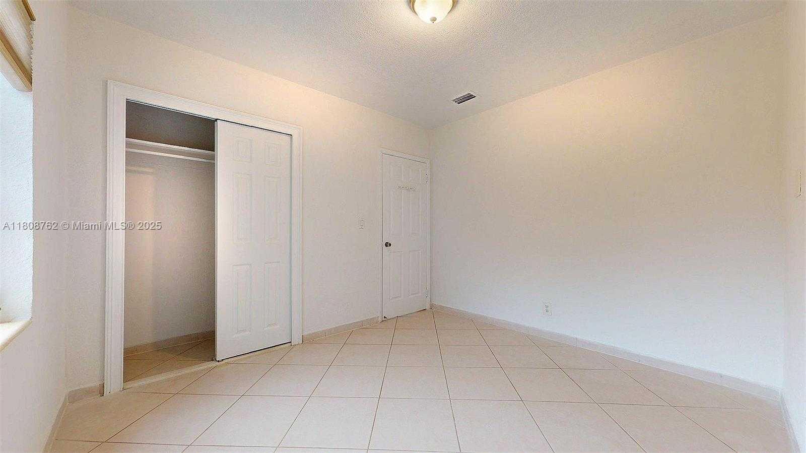 Small Image of 275 WEST 63RD ST, Hialeah Number 28