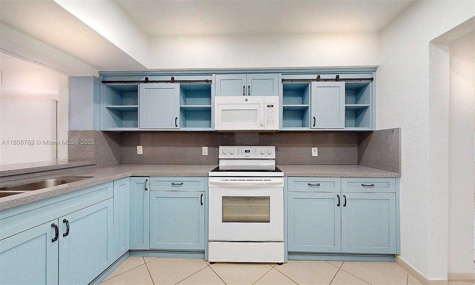 Small Image of 275 WEST 63RD ST, Hialeah Number 3