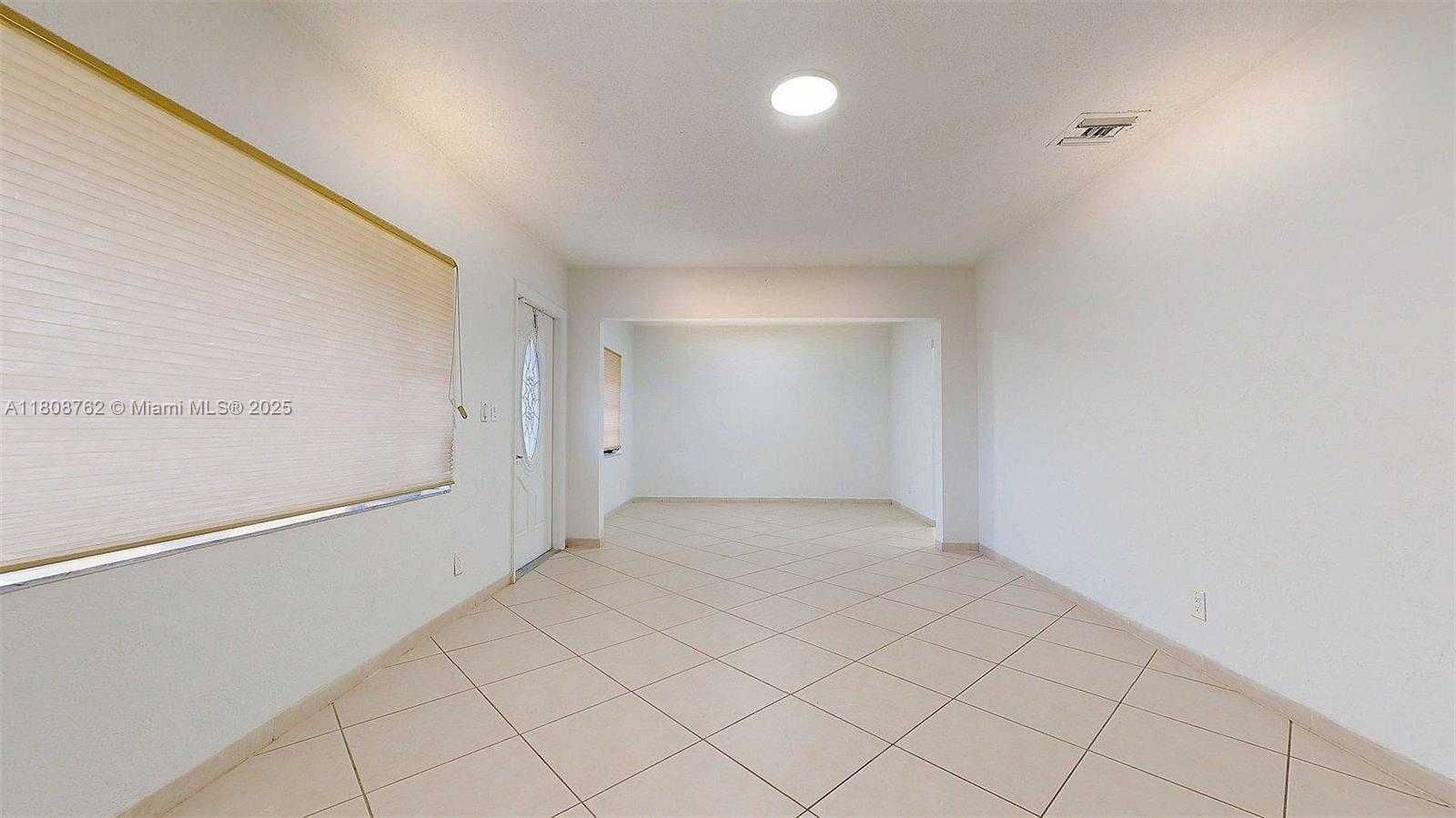 Small Image of 275 WEST 63RD ST, Hialeah Number 31