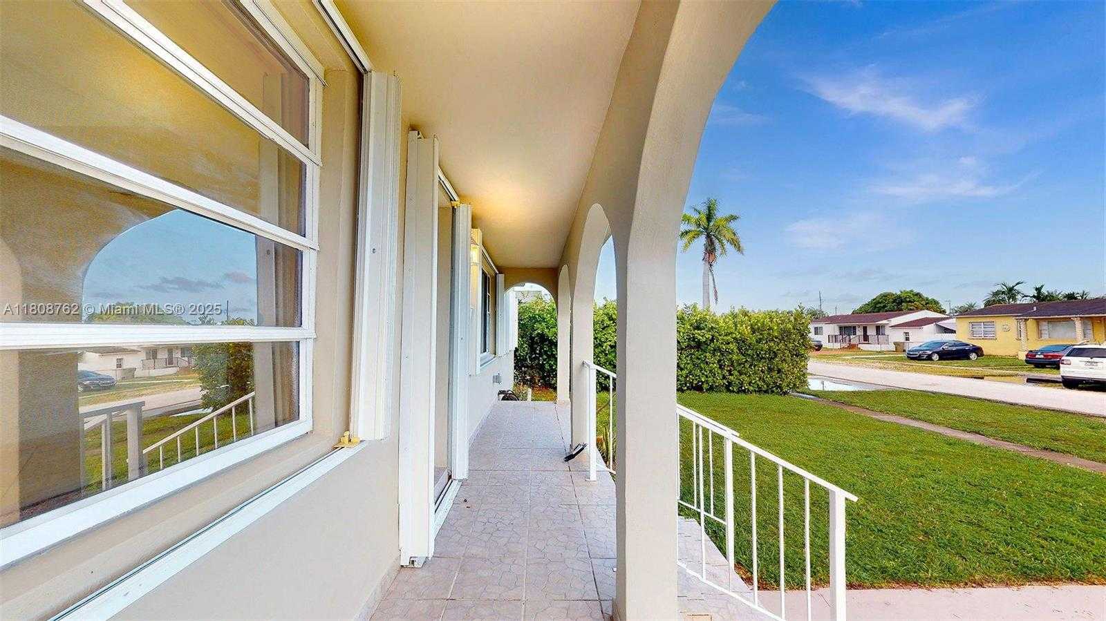 Small Image of 275 WEST 63RD ST, Hialeah Number 44