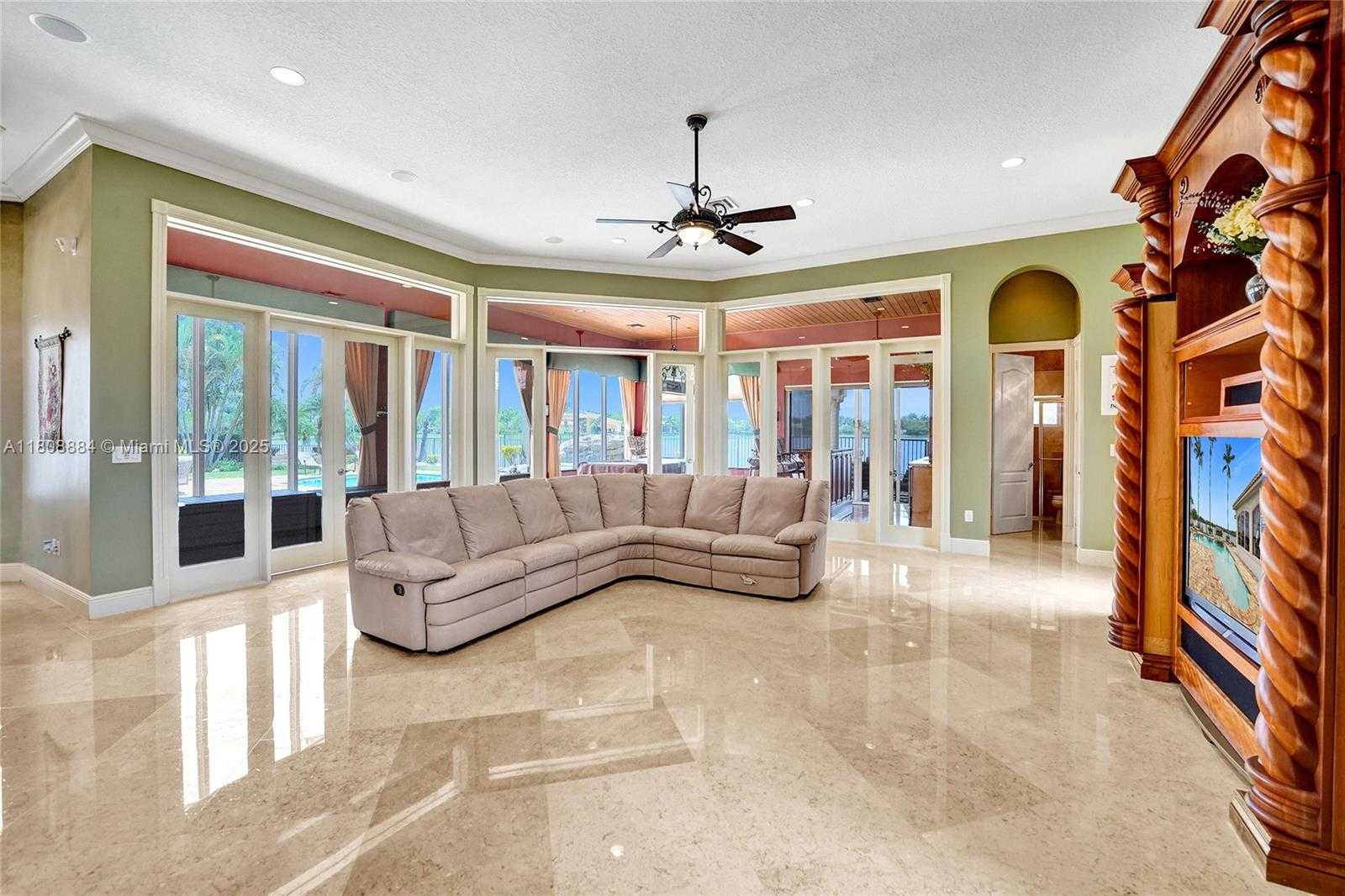 Small Image of 3308 ISLEWOOD AVE, Weston Number 30