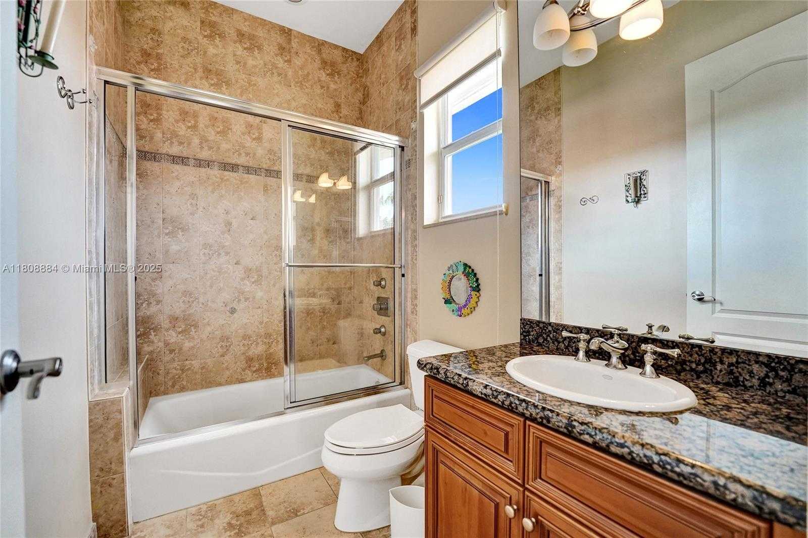 Small Image of 3308 ISLEWOOD AVE, Weston Number 40