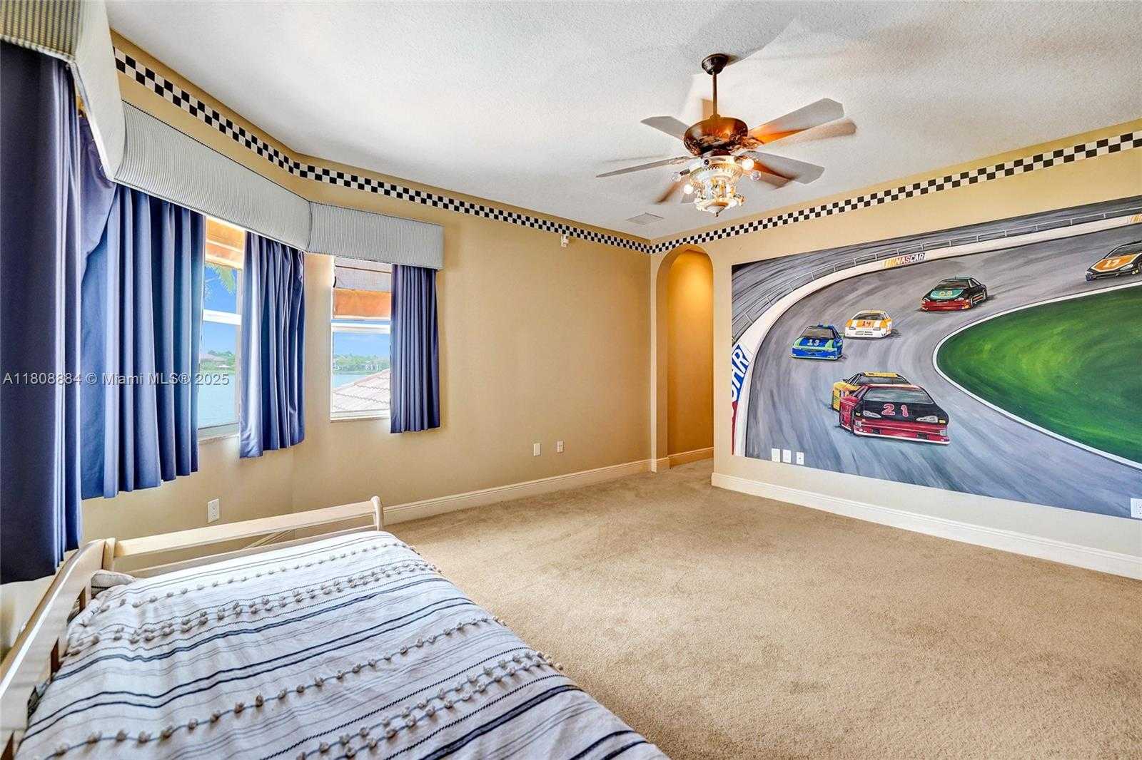 Small Image of 3308 ISLEWOOD AVE, Weston Number 43